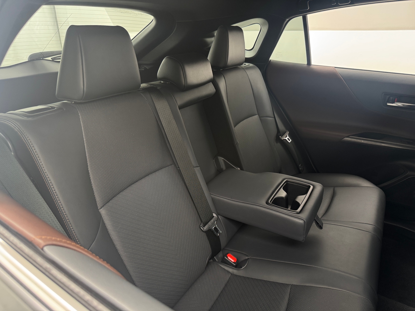 Thumbnail: 2021 Toyota Venza - 5