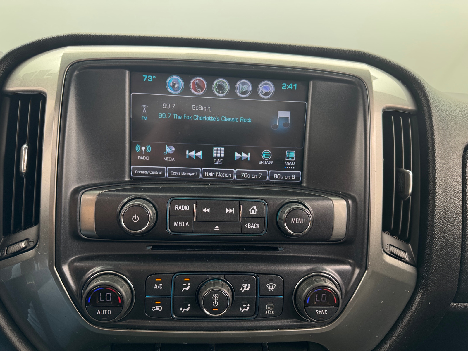Thumbnail: 2018 Chevrolet Silverado 1500 - 4