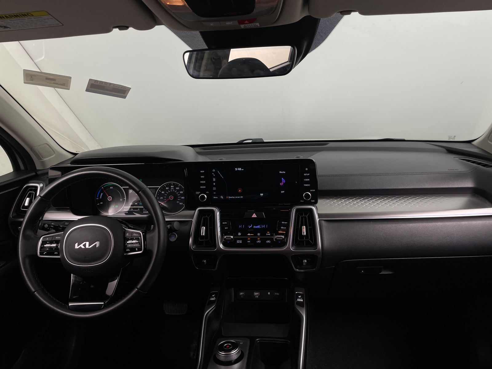 Thumbnail: 2023 Kia Sorento - 2