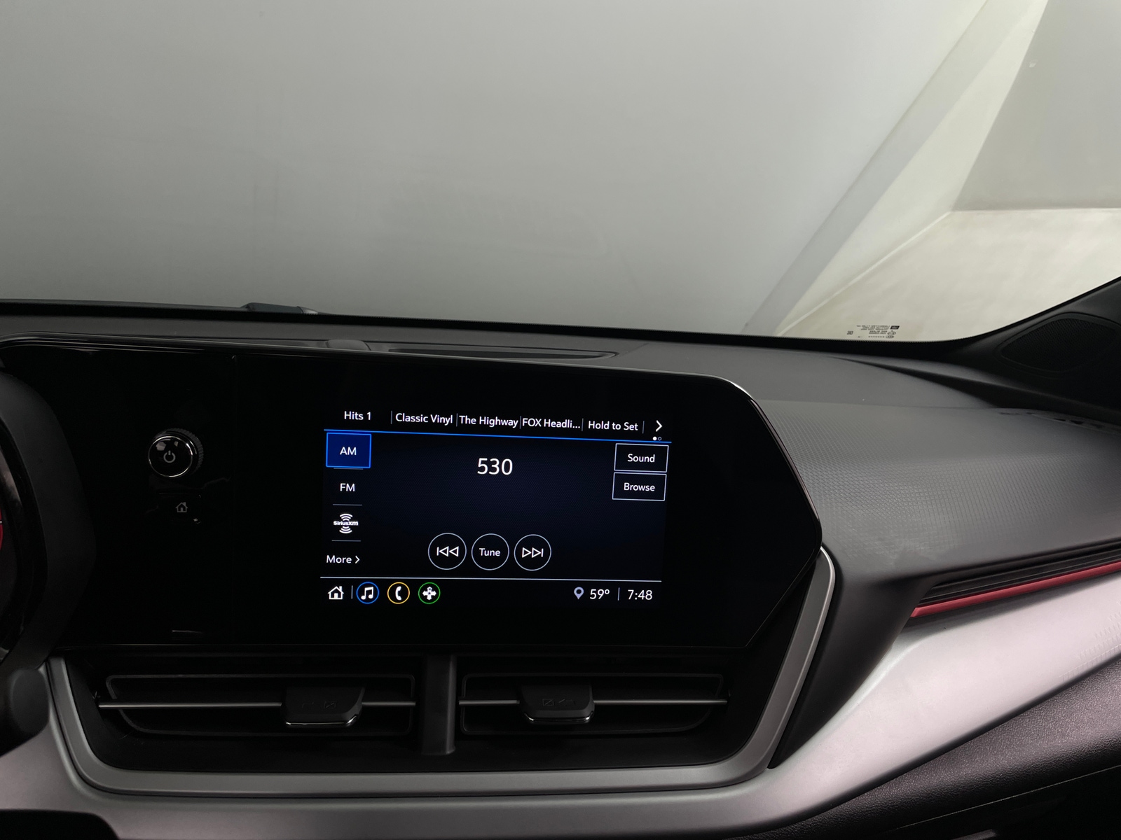 Thumbnail: 2025 Chevrolet Trax - 4