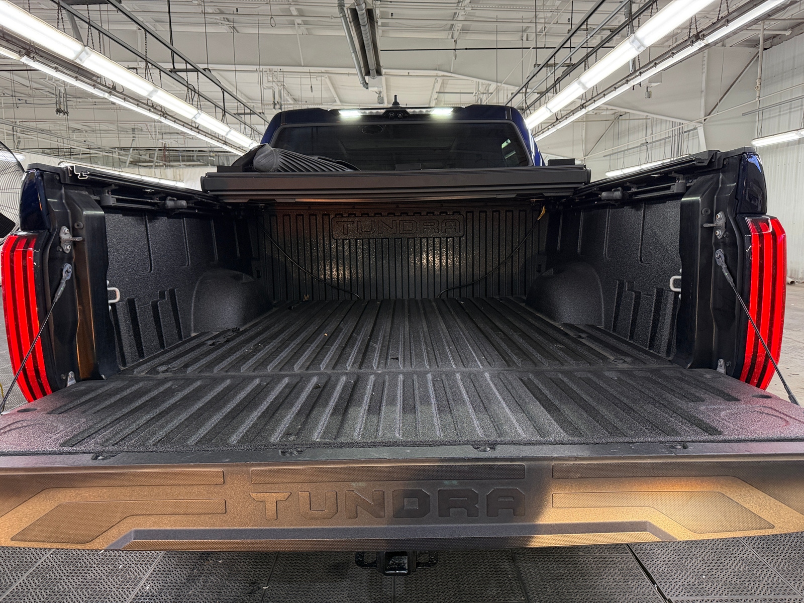 Thumbnail: 2024 Toyota Tundra - 6