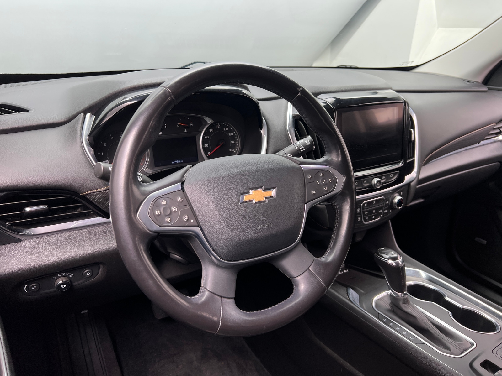 Thumbnail: 2020 Chevrolet Traverse - 4