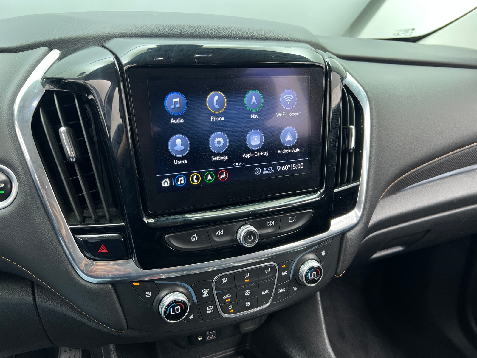 Thumbnail: 2020 Chevrolet Traverse - 3