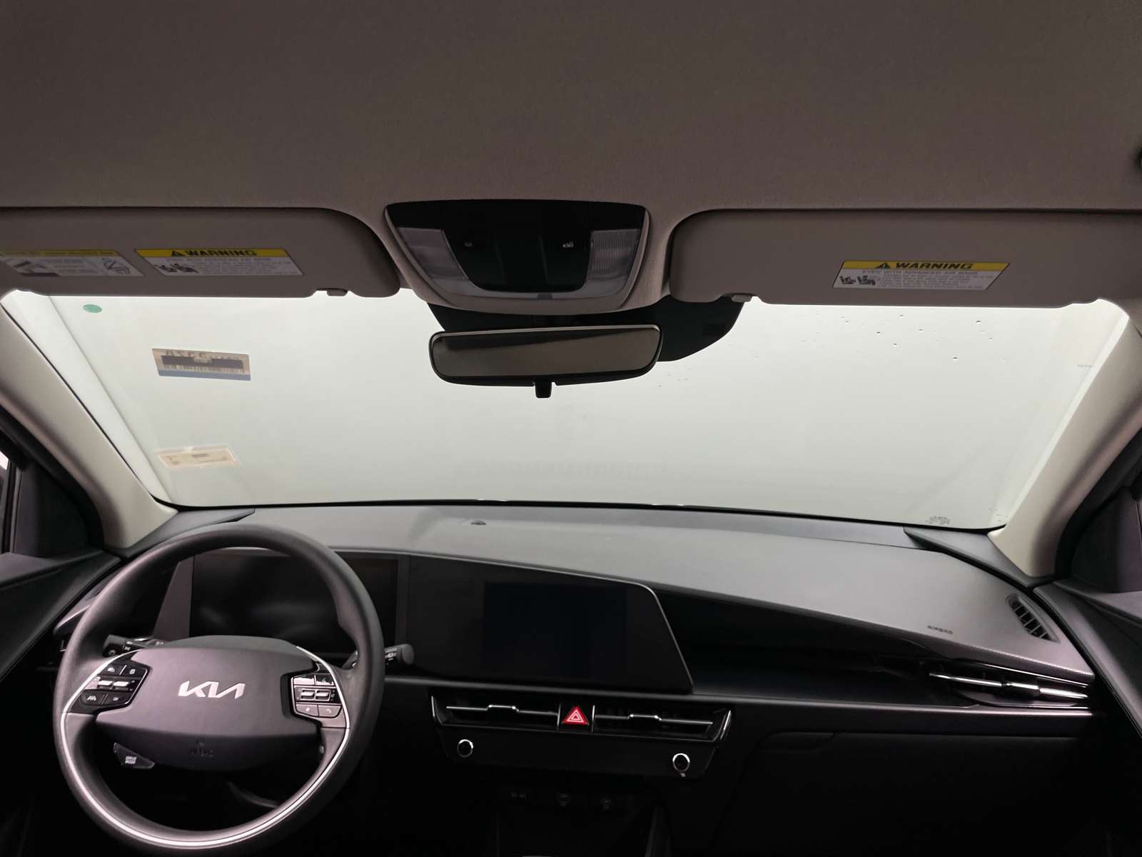 Thumbnail: 2025 Kia Niro - 3
