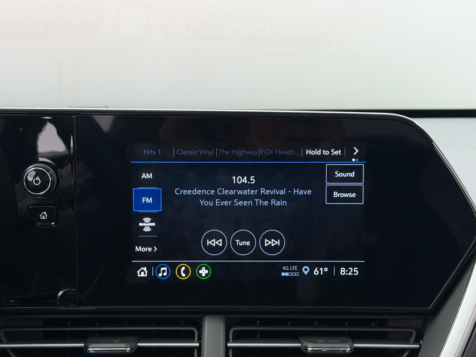 Thumbnail: 2026 Chevrolet Trax - 4