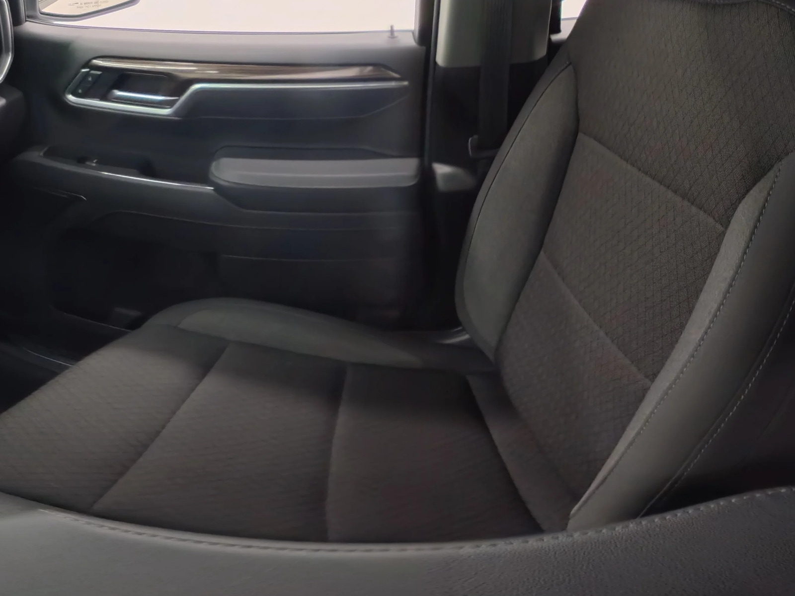 Thumbnail: 2026 Chevrolet Silverado 1500 - 2