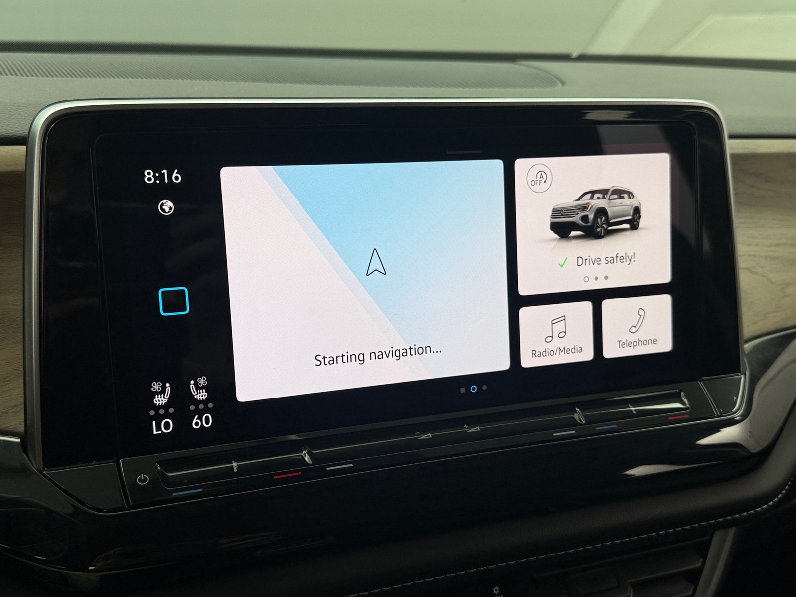 Thumbnail: 2024 Volkswagen Atlas - 4