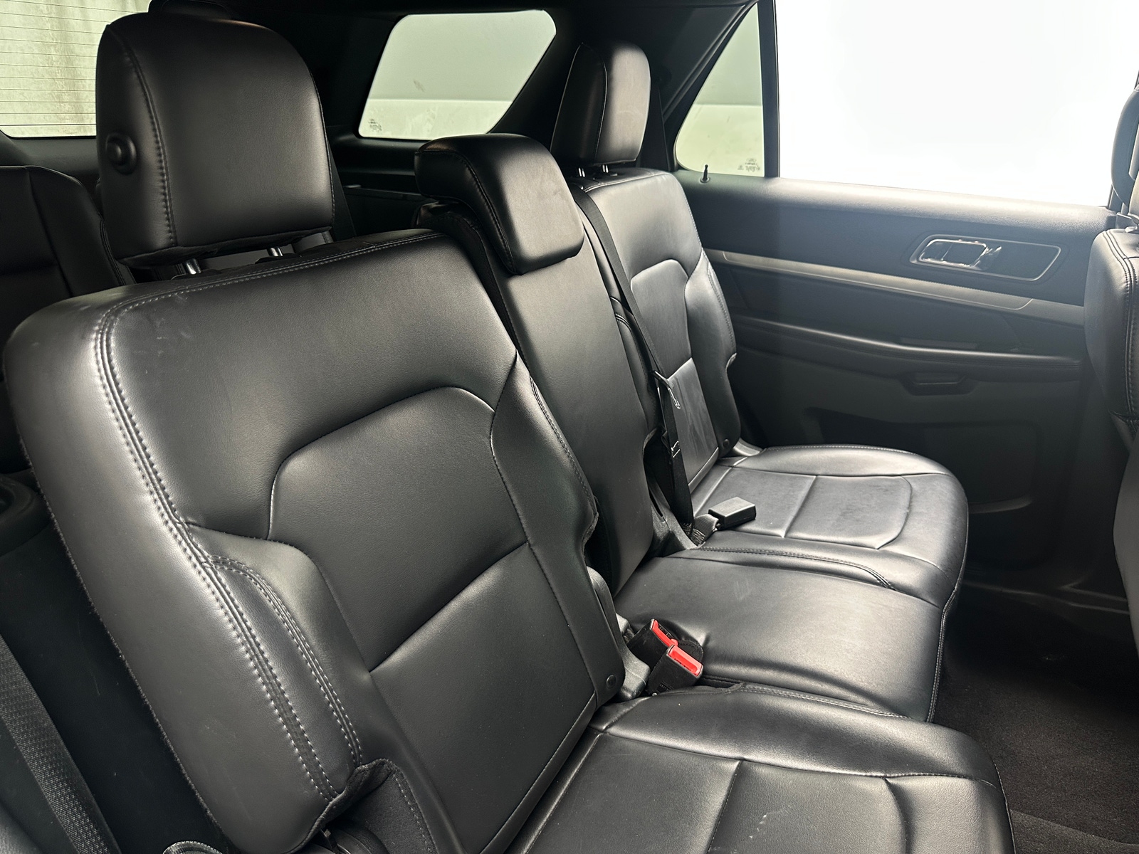 Thumbnail: 2019 Ford Explorer - 5