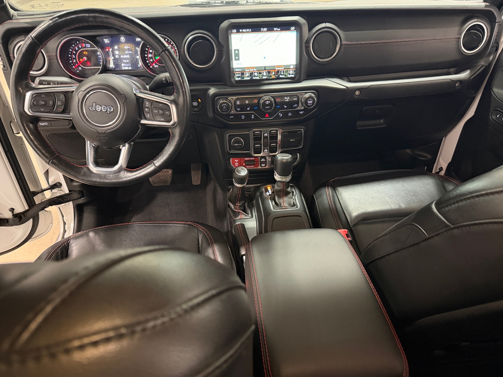 Thumbnail: 2020 Jeep Gladiator - 2