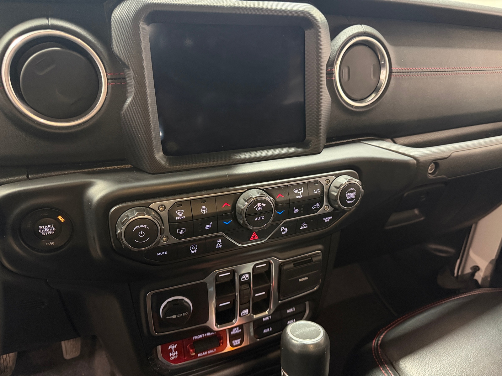 Thumbnail: 2020 Jeep Gladiator - 3