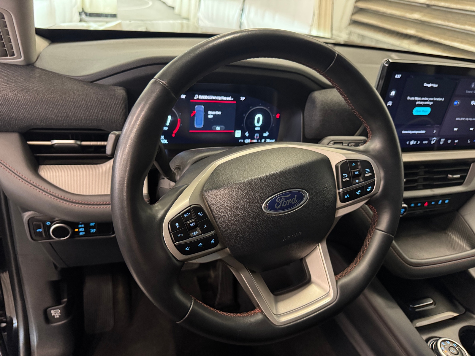 Thumbnail: 2025 Ford Explorer - 5