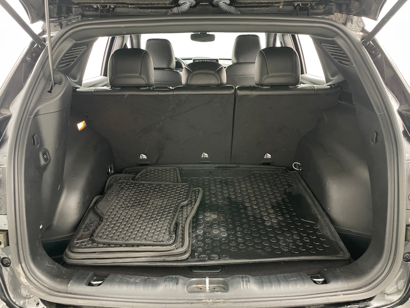 Thumbnail: 2022 Jeep Compass - 7
