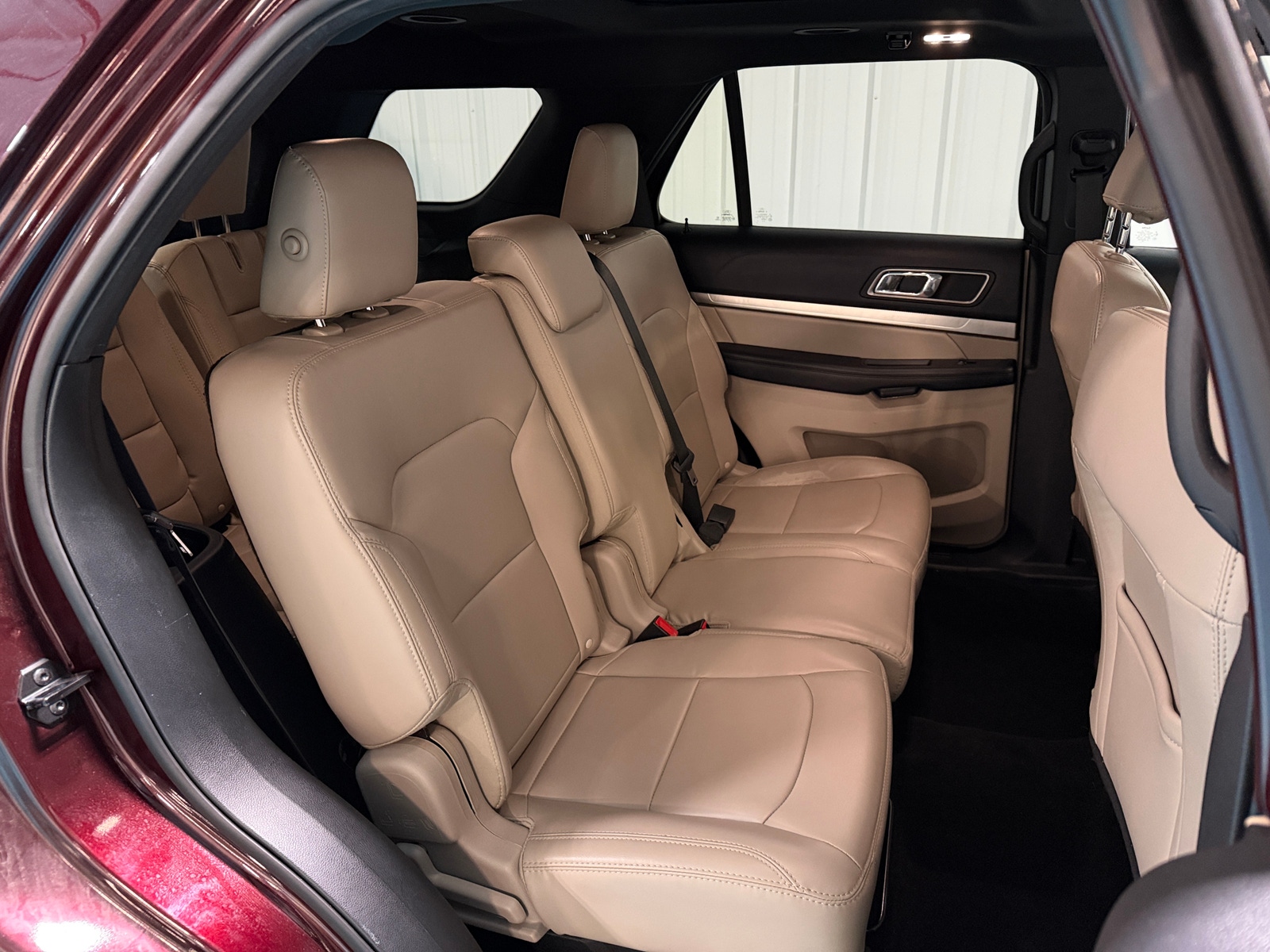 Thumbnail: 2019 Ford Explorer - 5