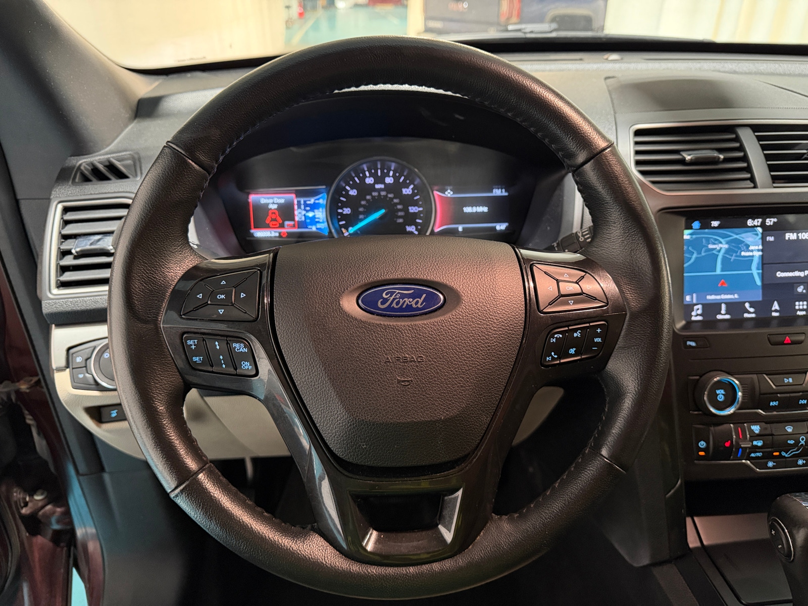 Thumbnail: 2019 Ford Explorer - 4