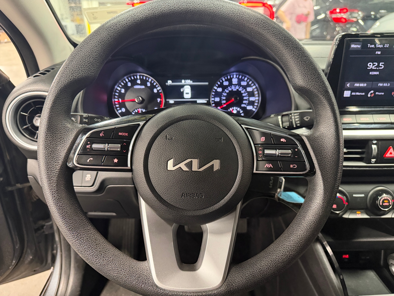 Thumbnail: 2023 Kia Forte - 5