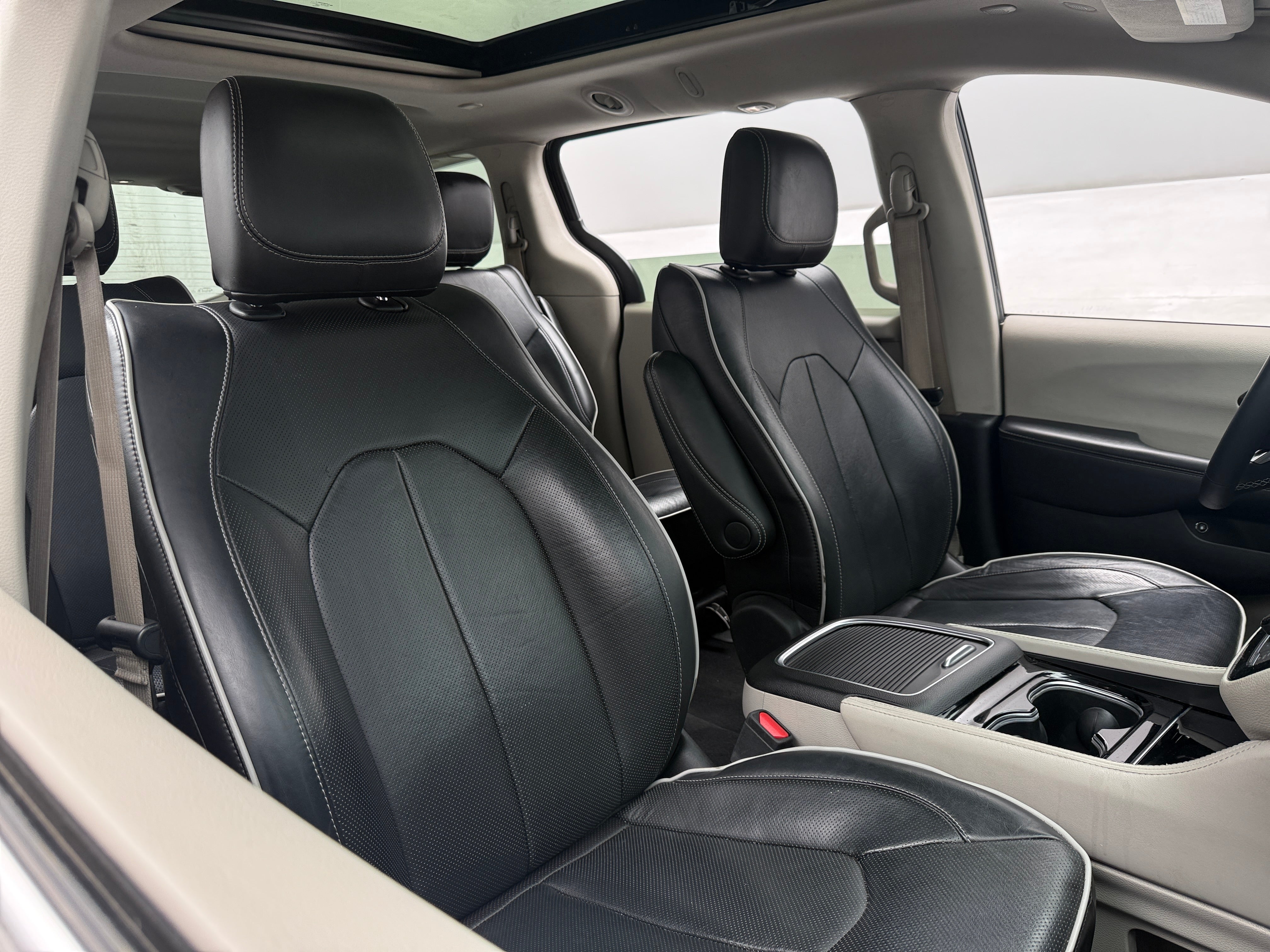 2023 Chrysler Pacifica Hybrid Limited