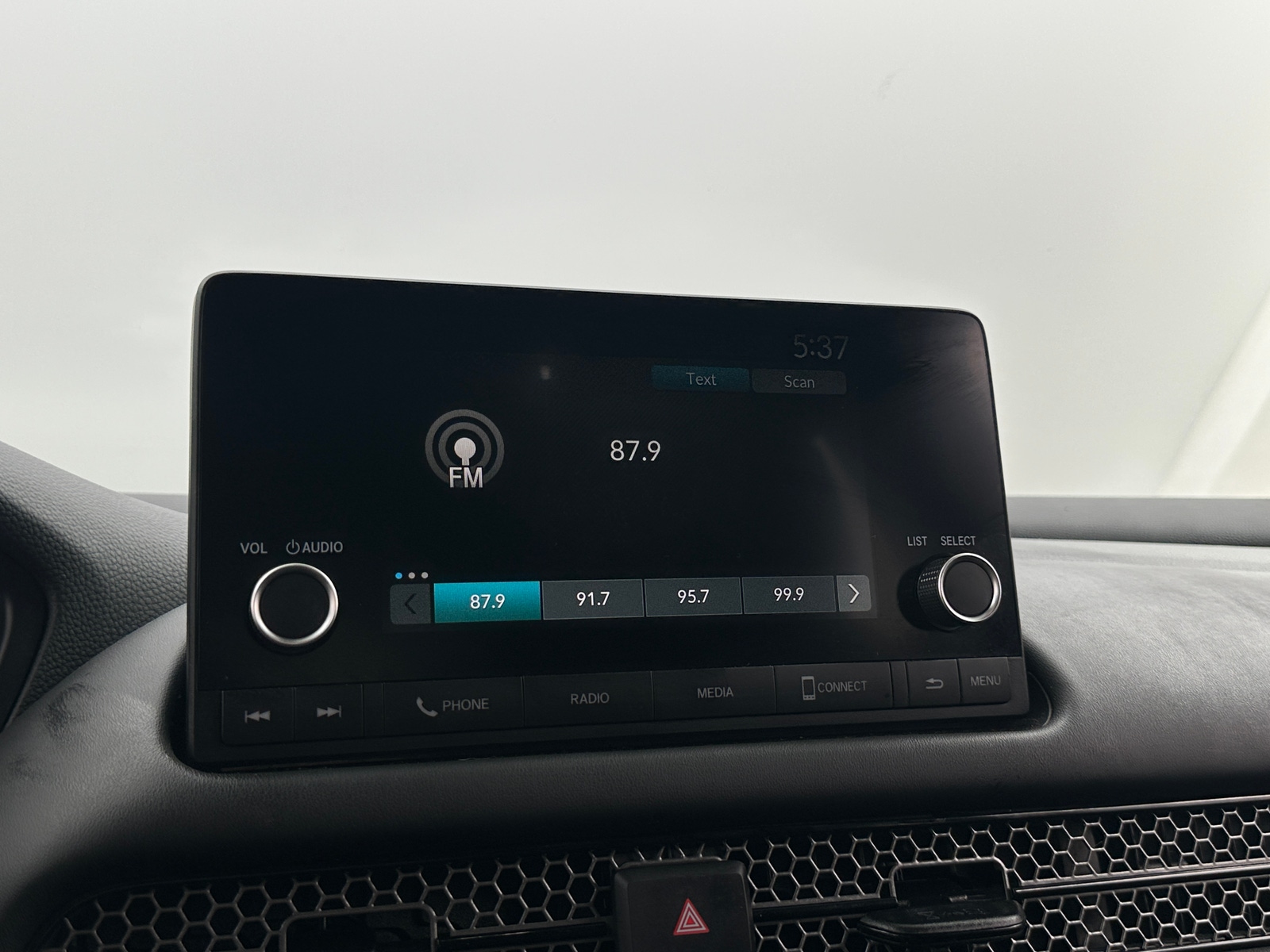 Thumbnail: 2025 Honda HR-V - 4