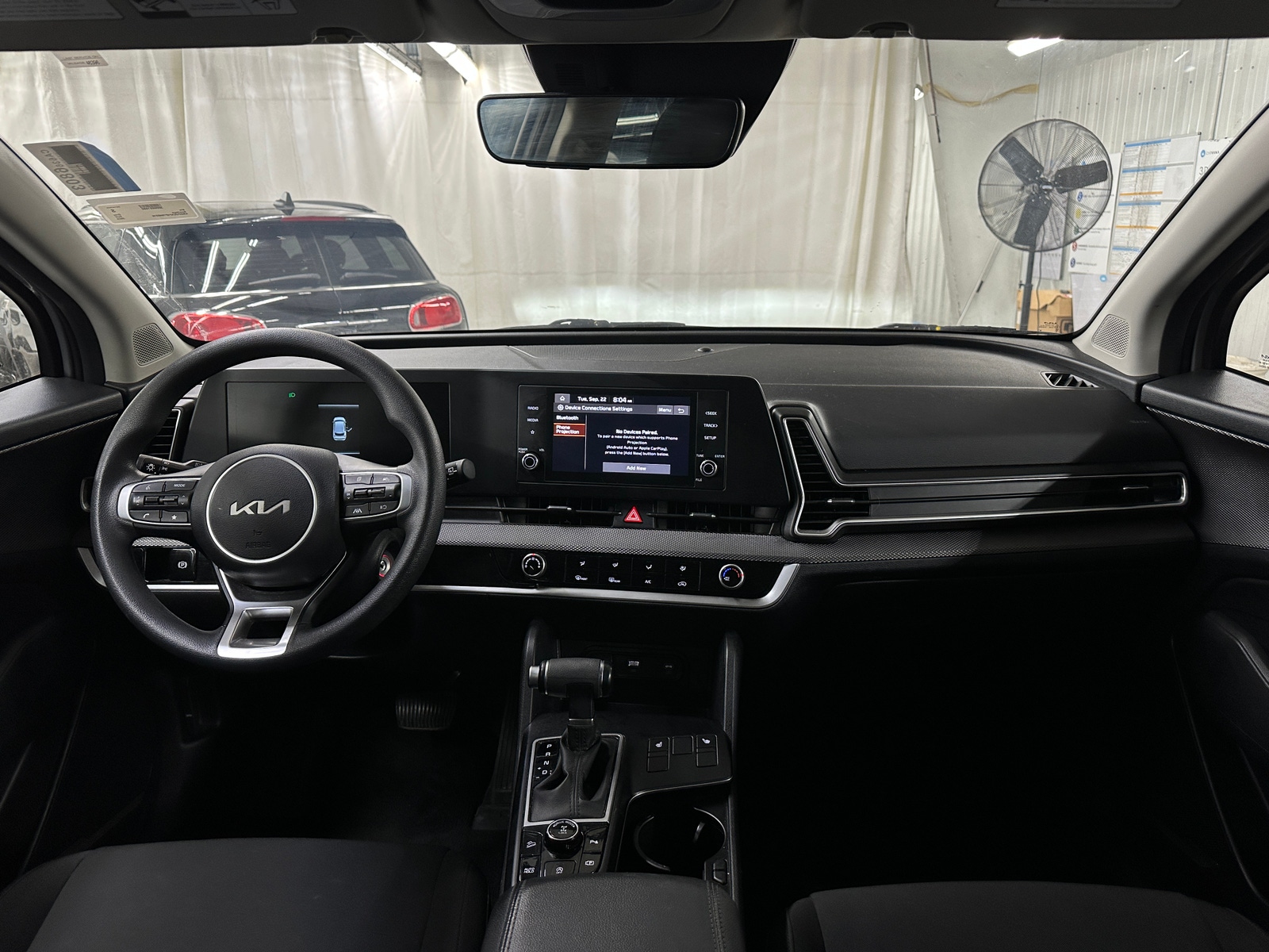Thumbnail: 2023 Kia Sportage - 3