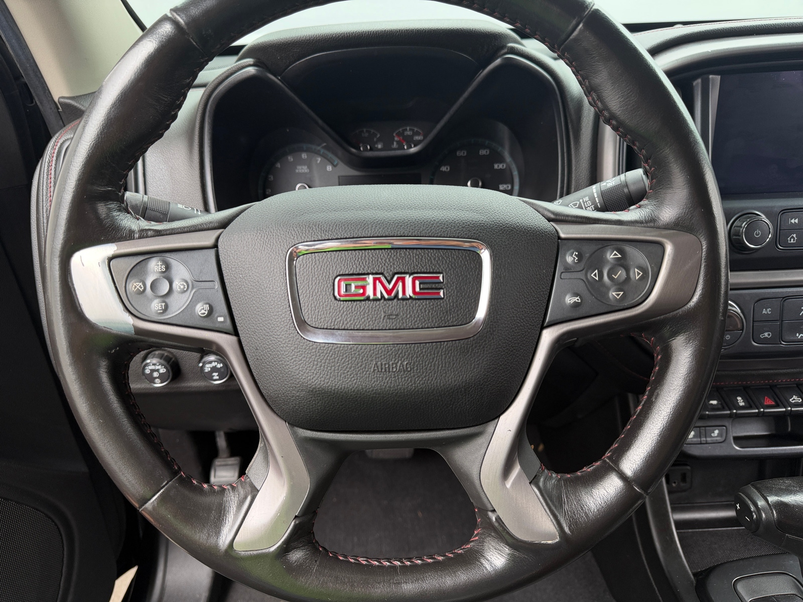 Thumbnail: 2019 GMC Canyon - 4