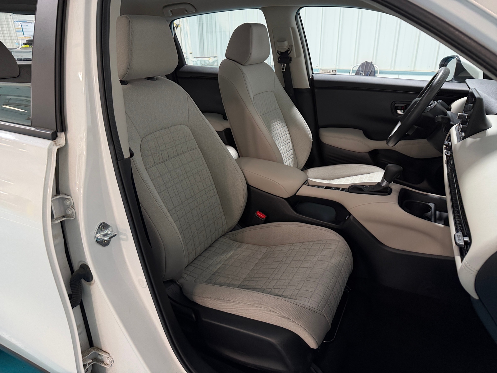 Thumbnail: 2023 Honda HR-V - 2