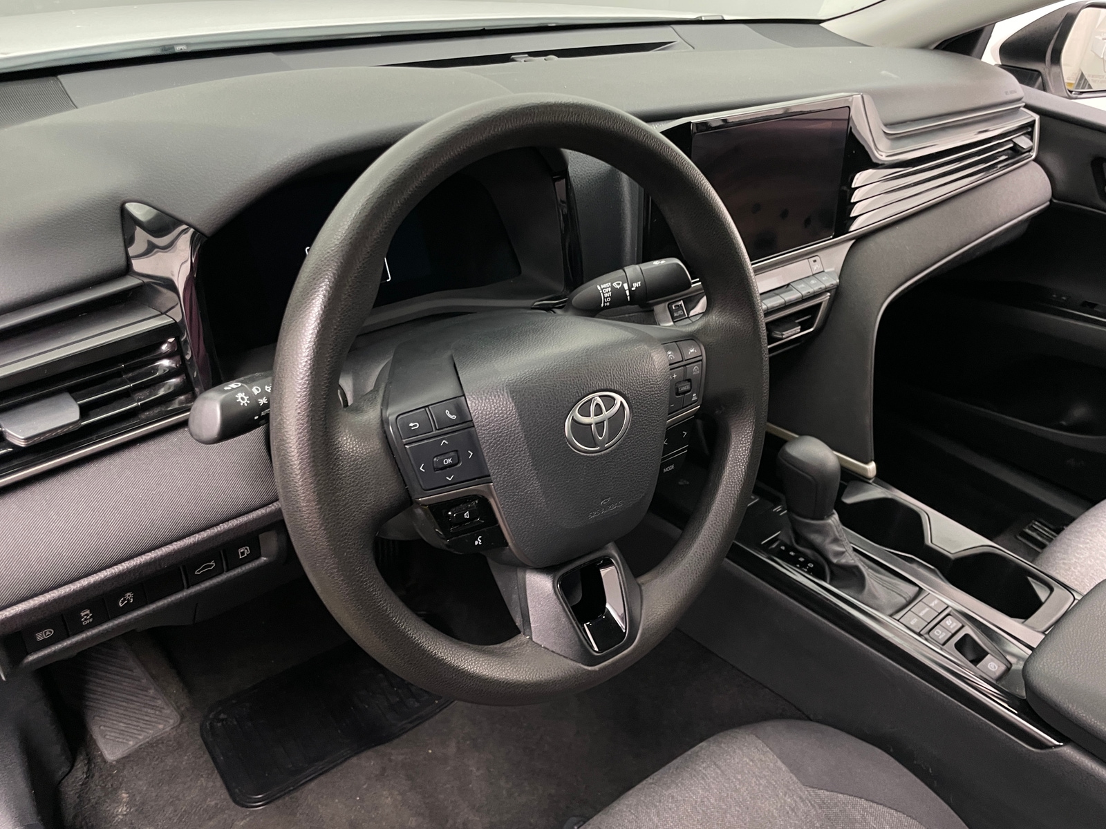 Thumbnail: 2025 Toyota Camry - 5