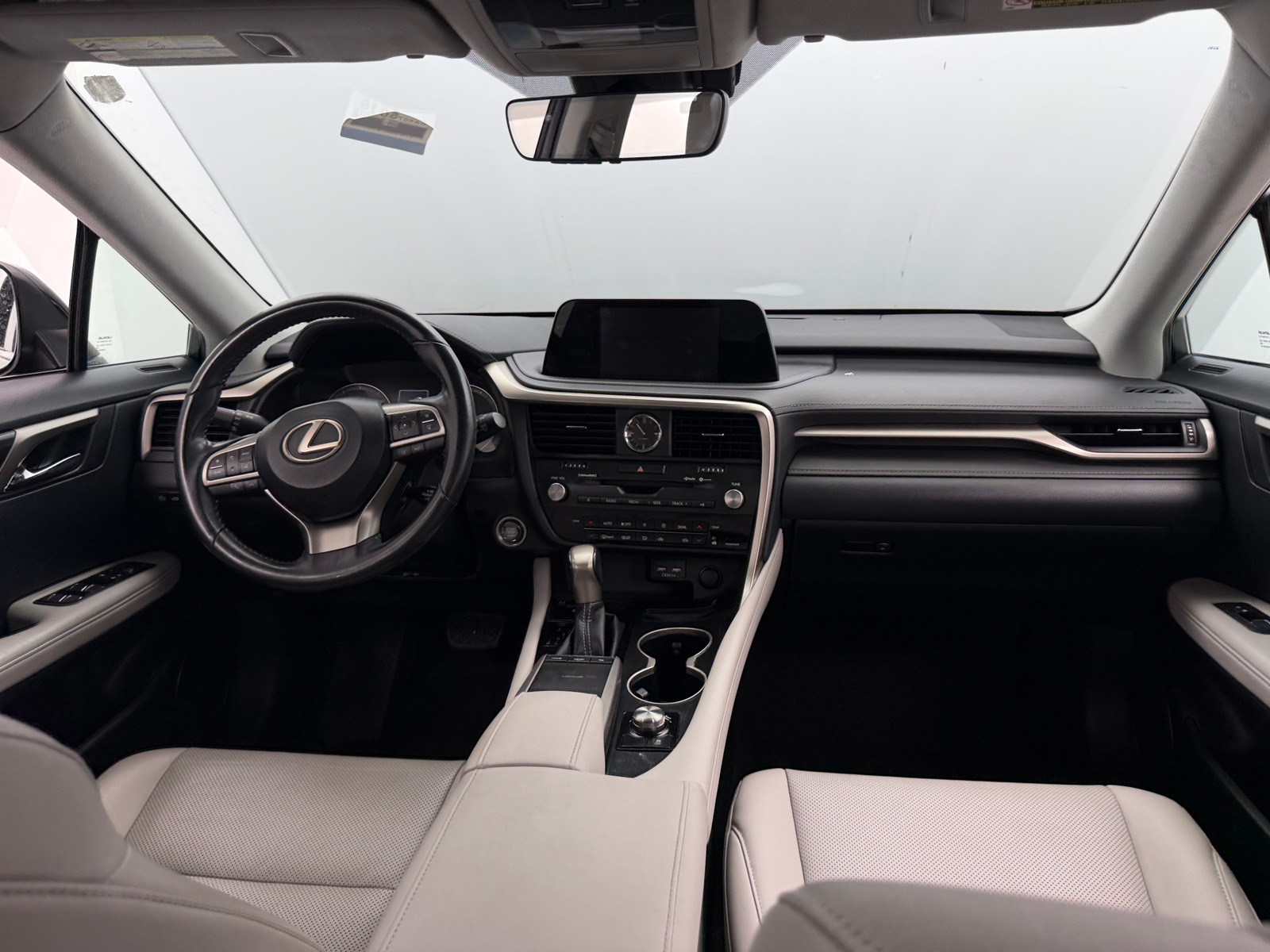 Thumbnail: 2020 Lexus RX - 3