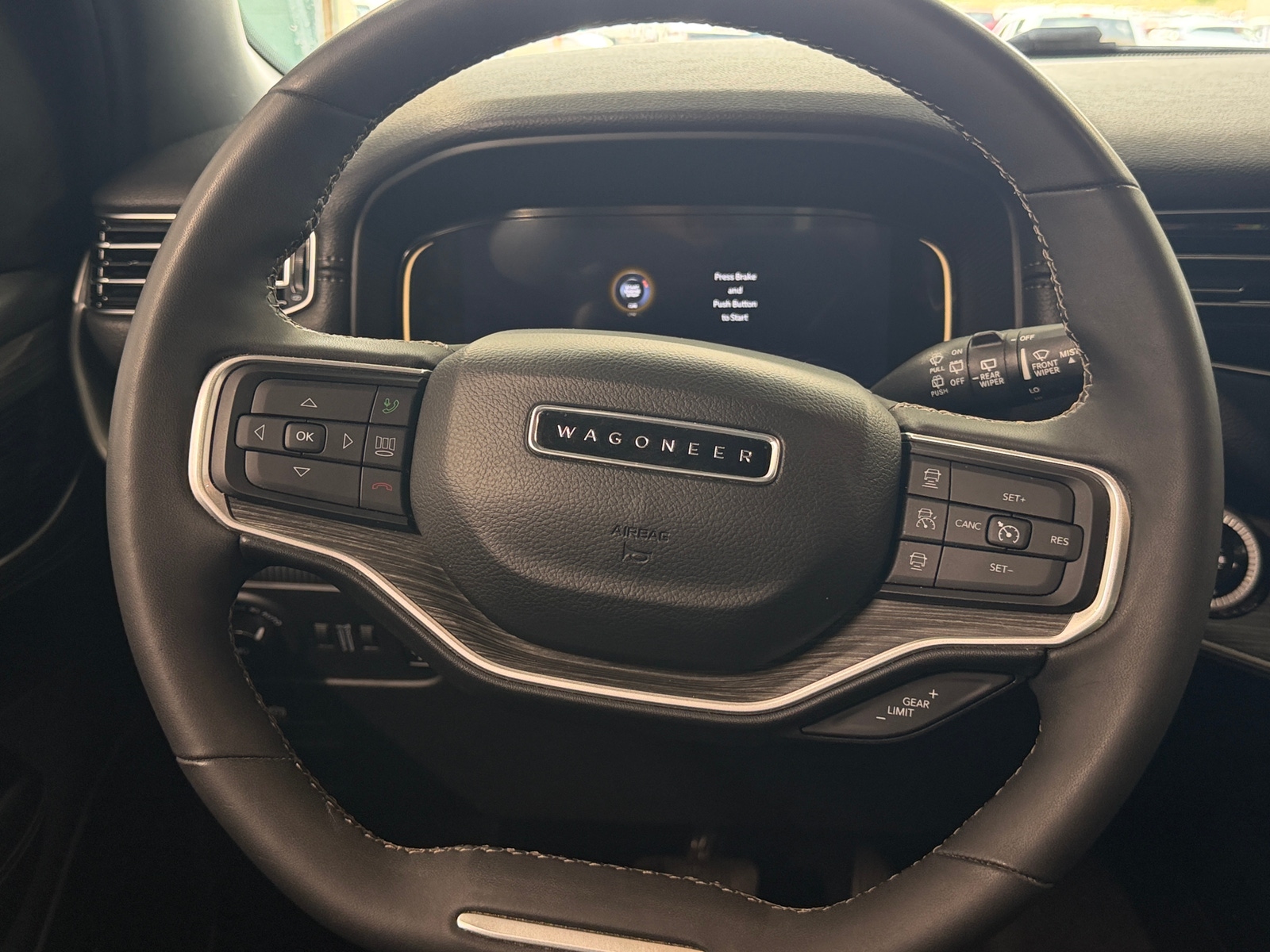 Thumbnail: 2024 Jeep Wagoneer - 4