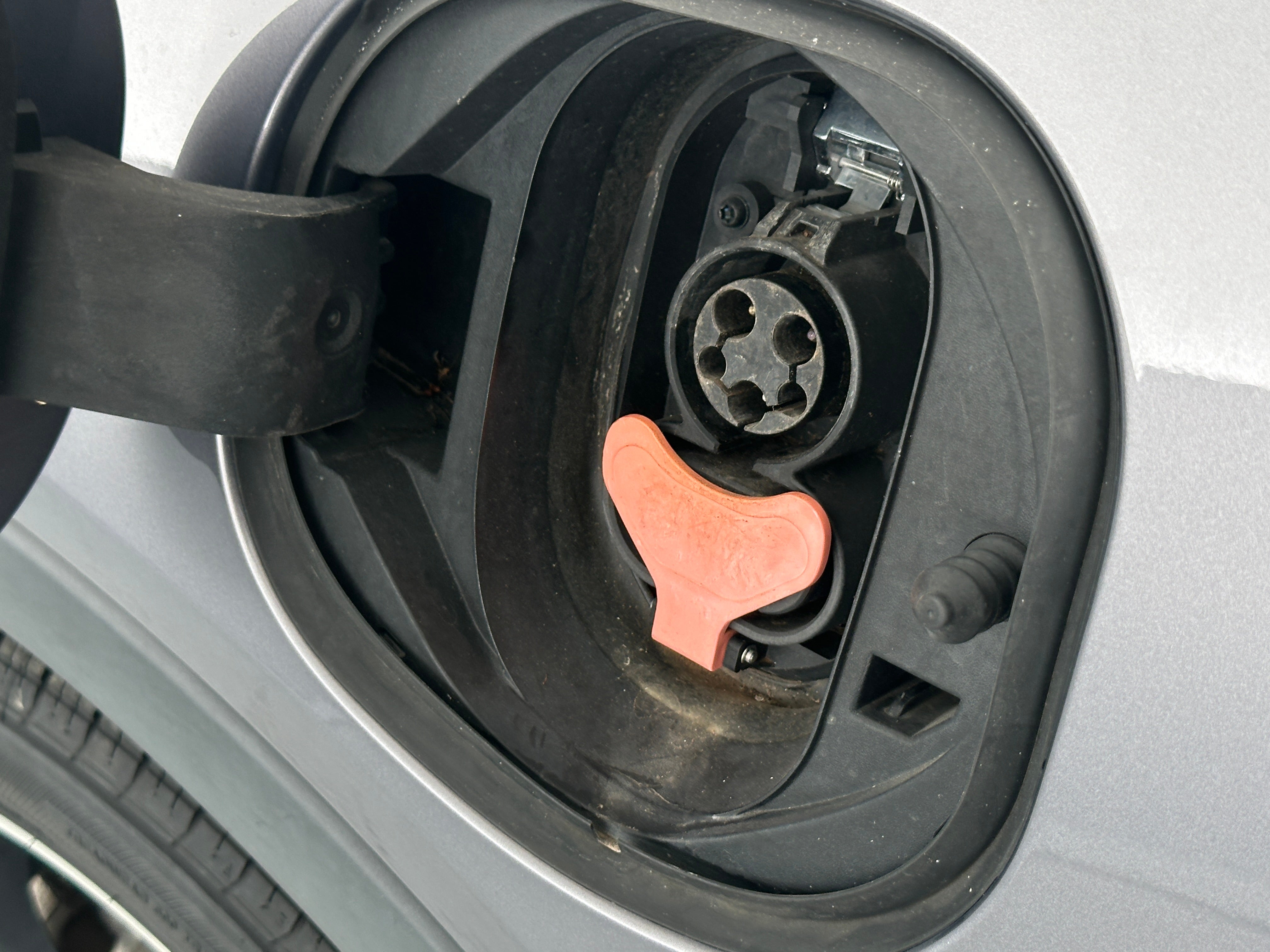 Used 2022 Chevrolet Bolt EV 2LT with VIN 1G1FX6S04N4104487 for sale in Auburn, WA