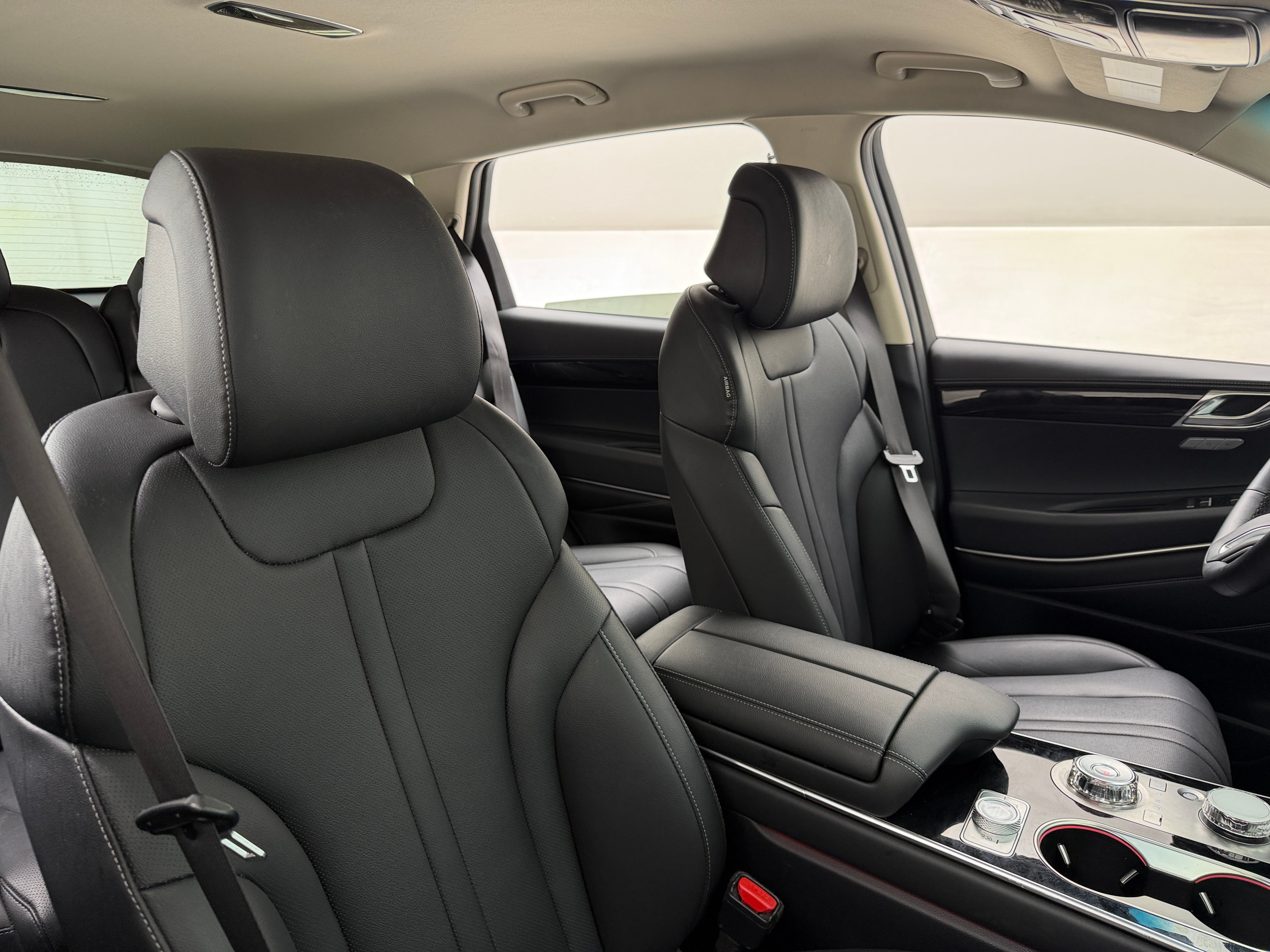 2026 GENESIS GV80