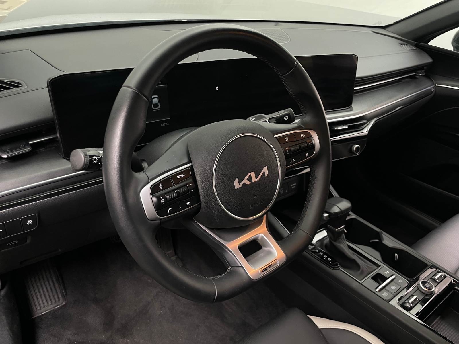 Thumbnail: 2025 Kia K5 - 4