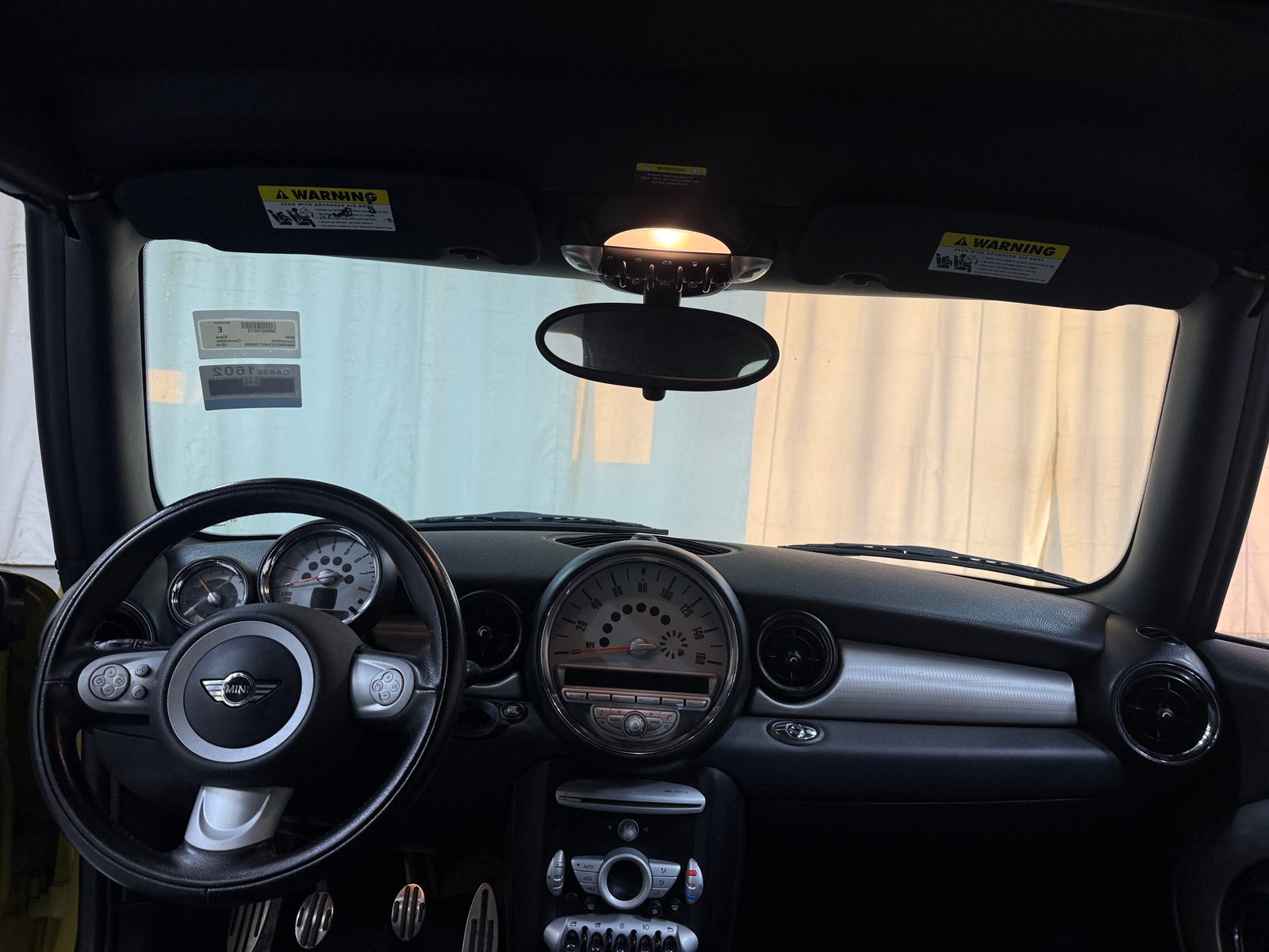Thumbnail: 2010 MINI Cooper Convertible - 3