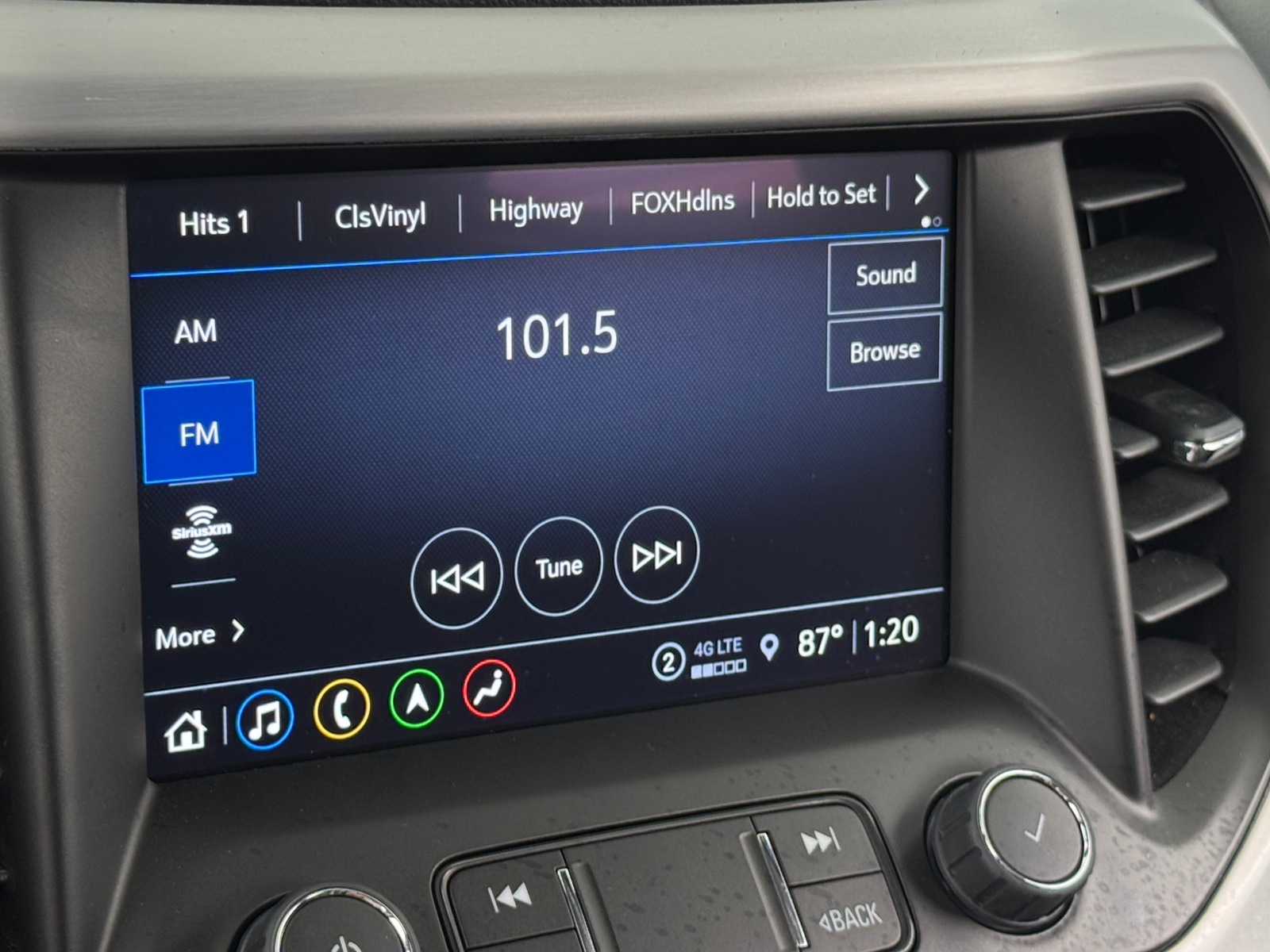 Thumbnail: 2023 GMC Acadia - 3