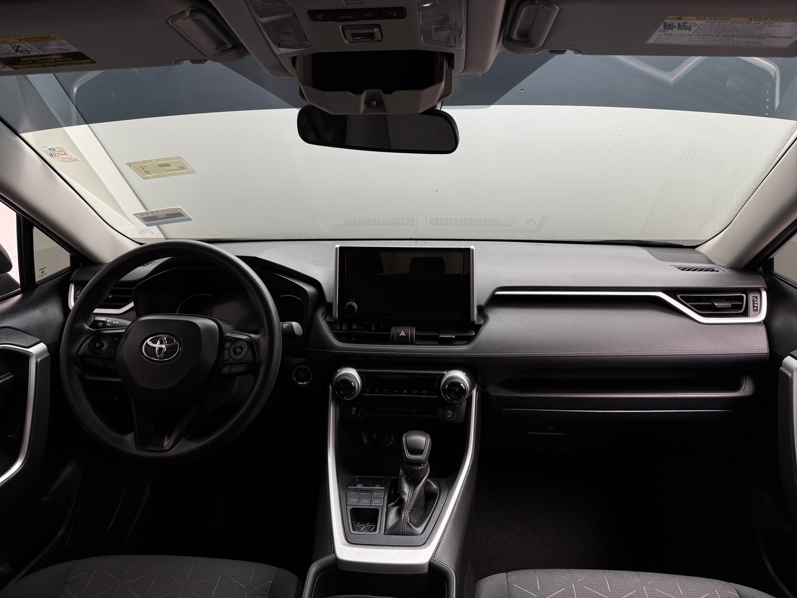 Thumbnail: 2024 Toyota RAV4 - 3