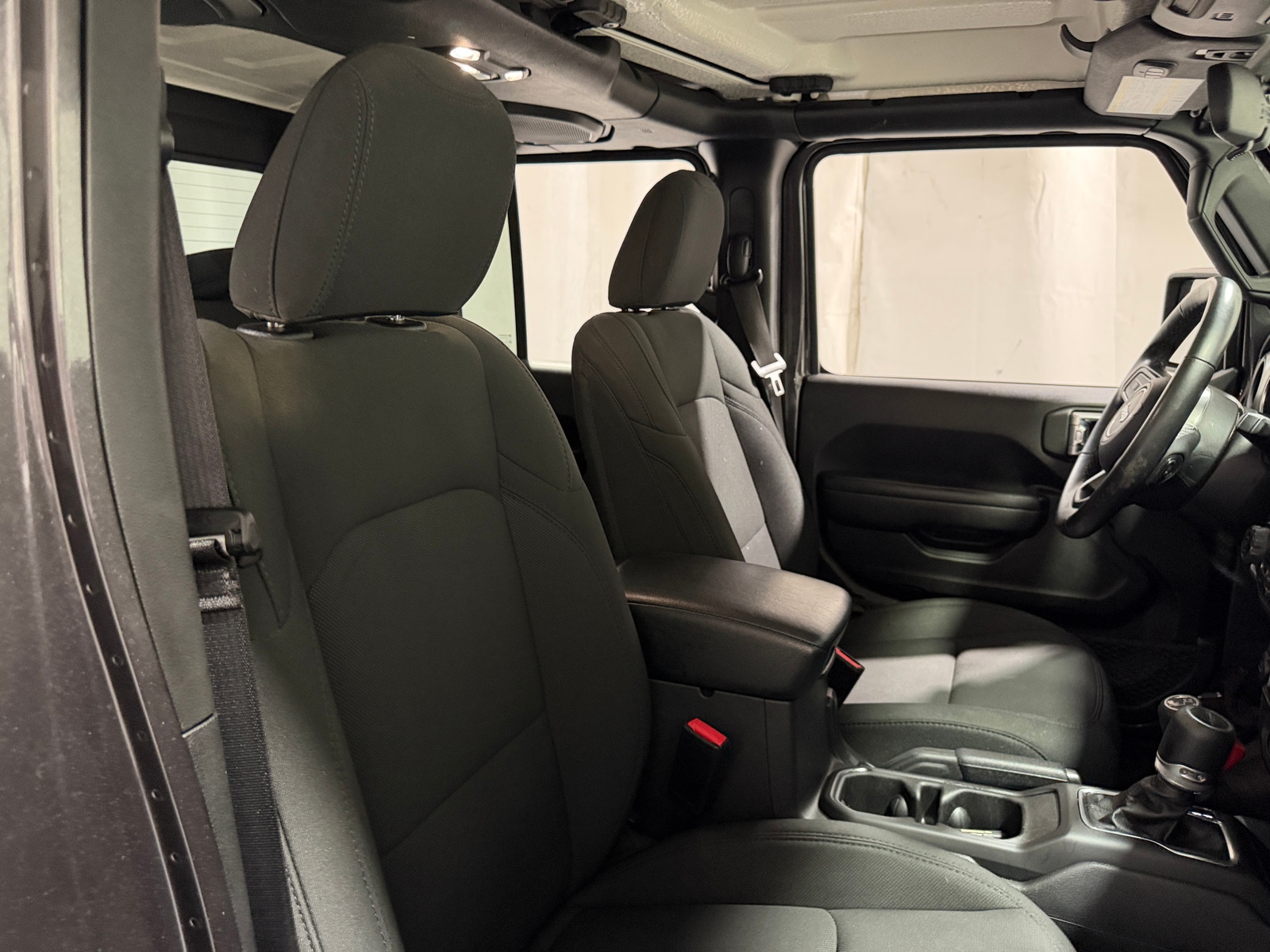 Thumbnail: 2021 Jeep Gladiator - 2