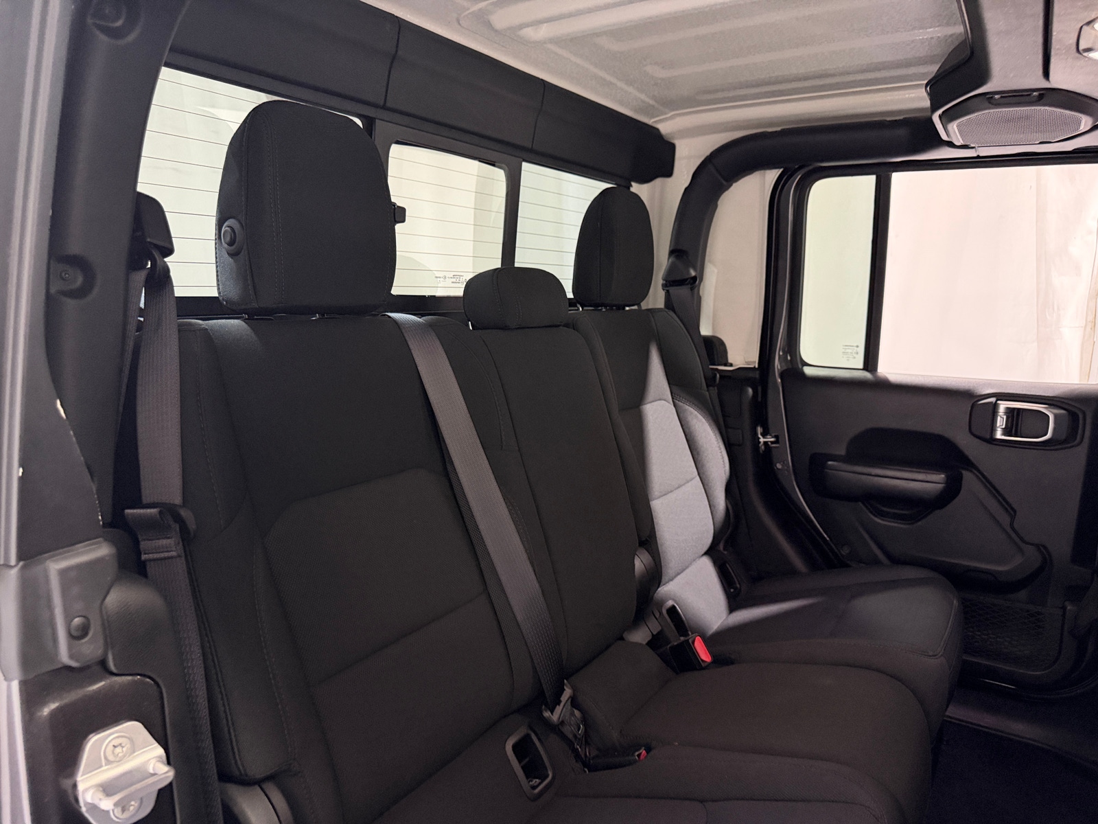 Thumbnail: 2021 Jeep Gladiator - 6