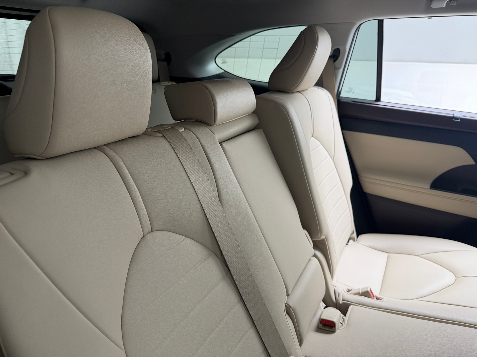 Thumbnail: 2020 Toyota Highlander - 6