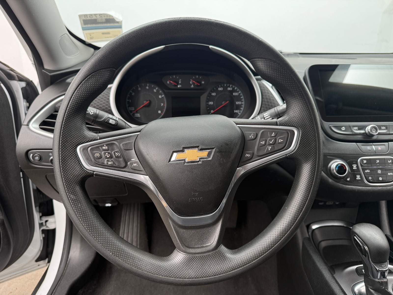 Thumbnail: 2023 Chevrolet Malibu - 5