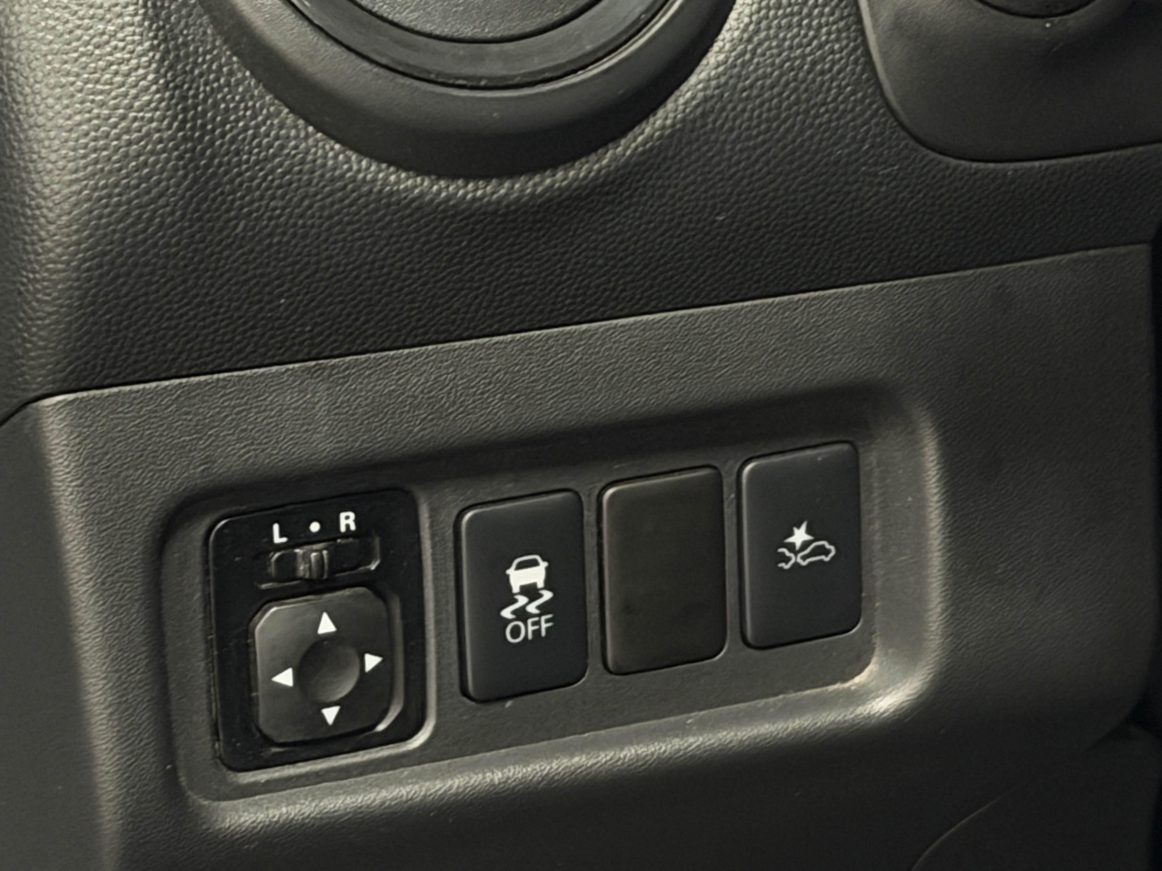 2024 Mitsubishi Mirage ES - Photo 11