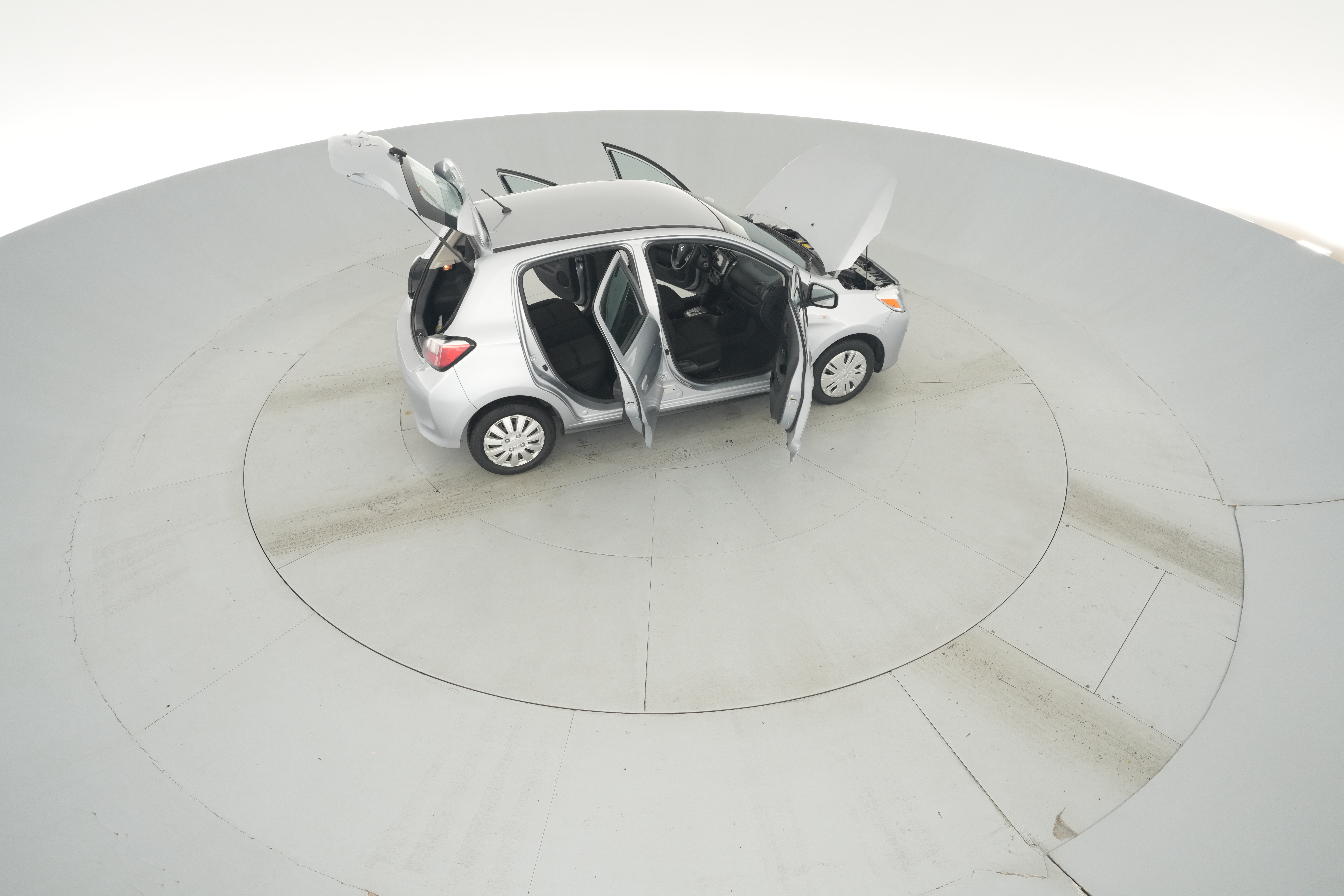 2024 Mitsubishi Mirage ES - Photo 29