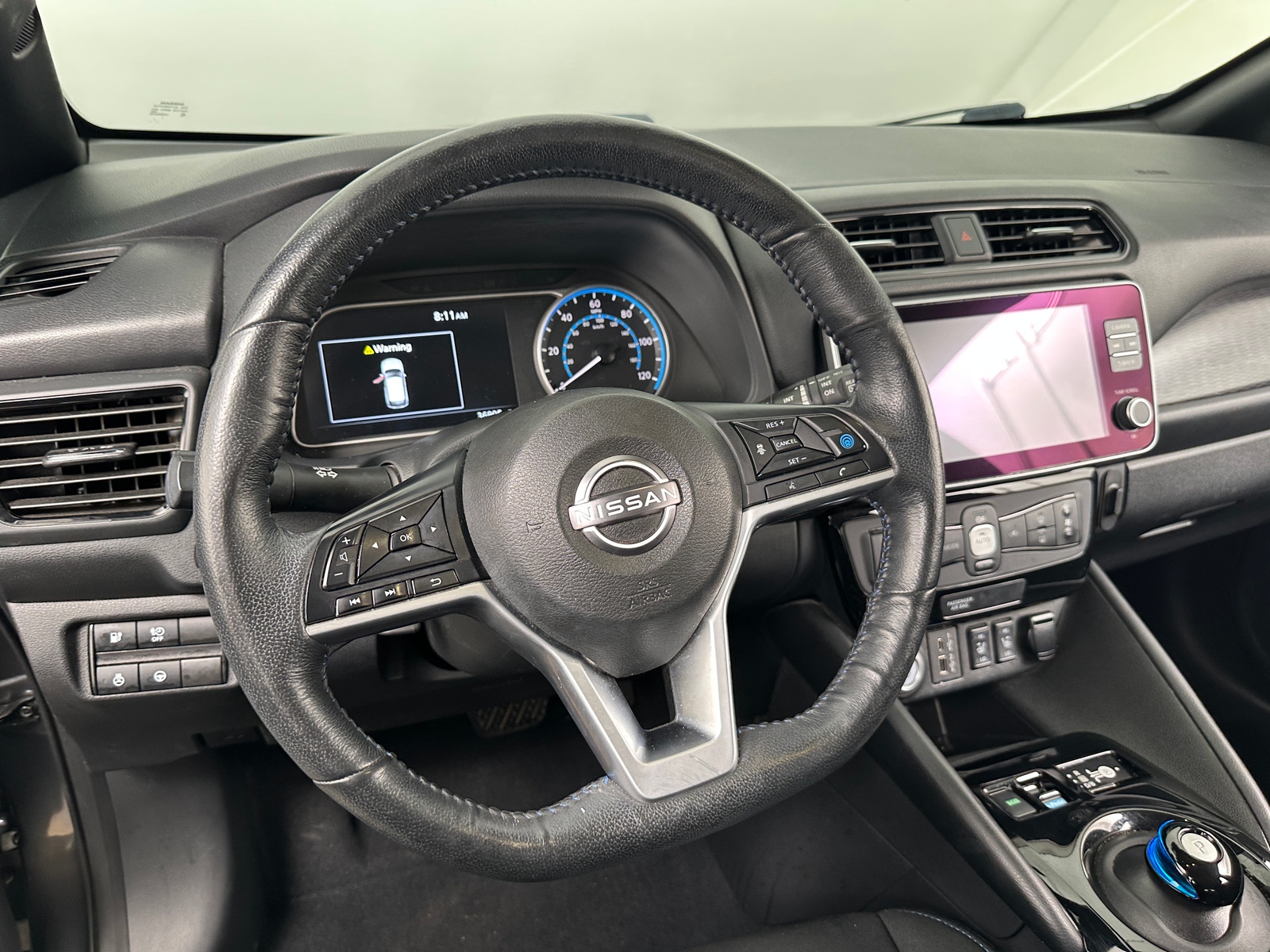 Thumbnail: 2023 Nissan Leaf - 5
