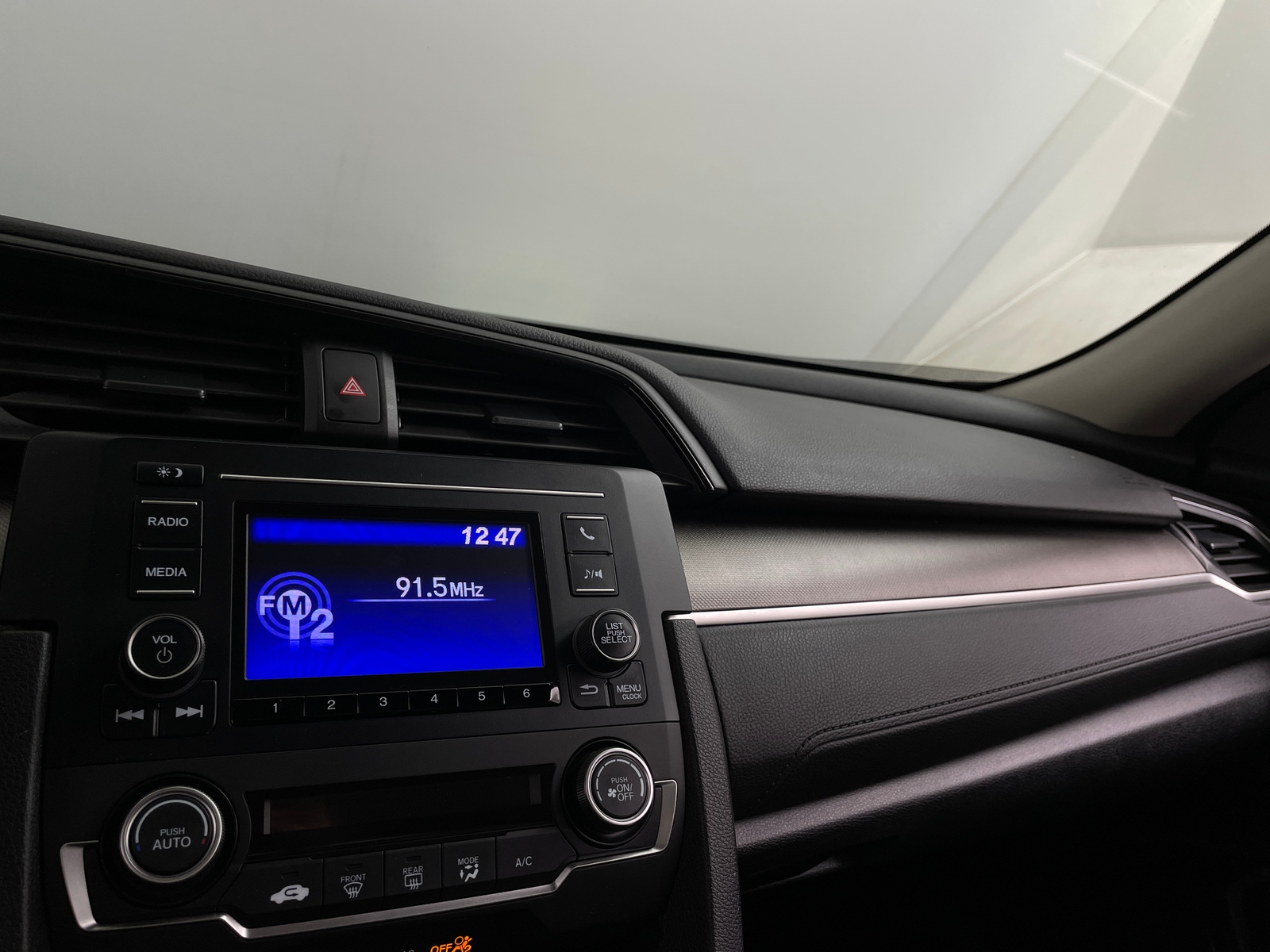 Thumbnail: 2019 Honda Civic - 4