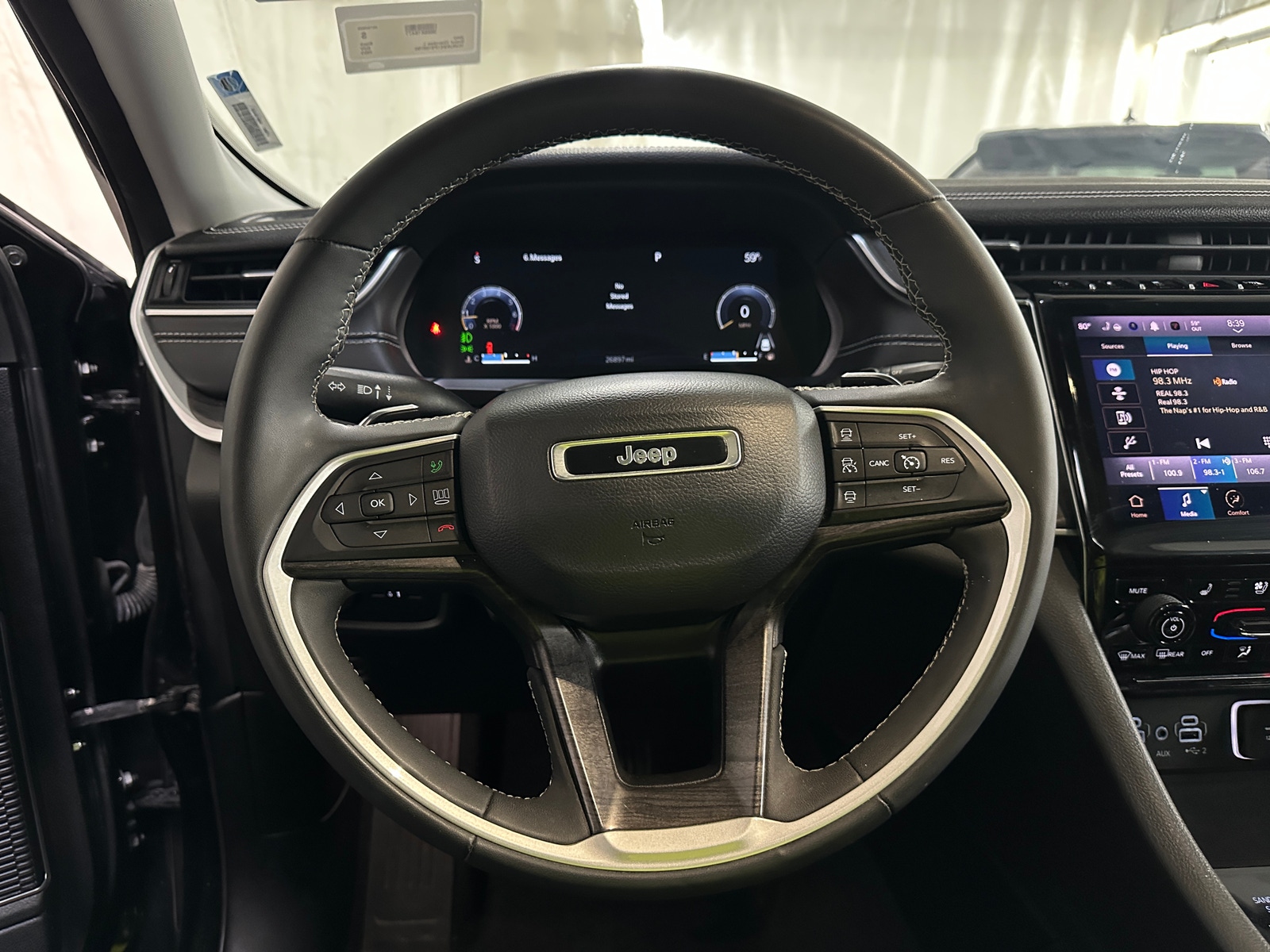 Thumbnail: 2023 Jeep Grand Cherokee L - 5