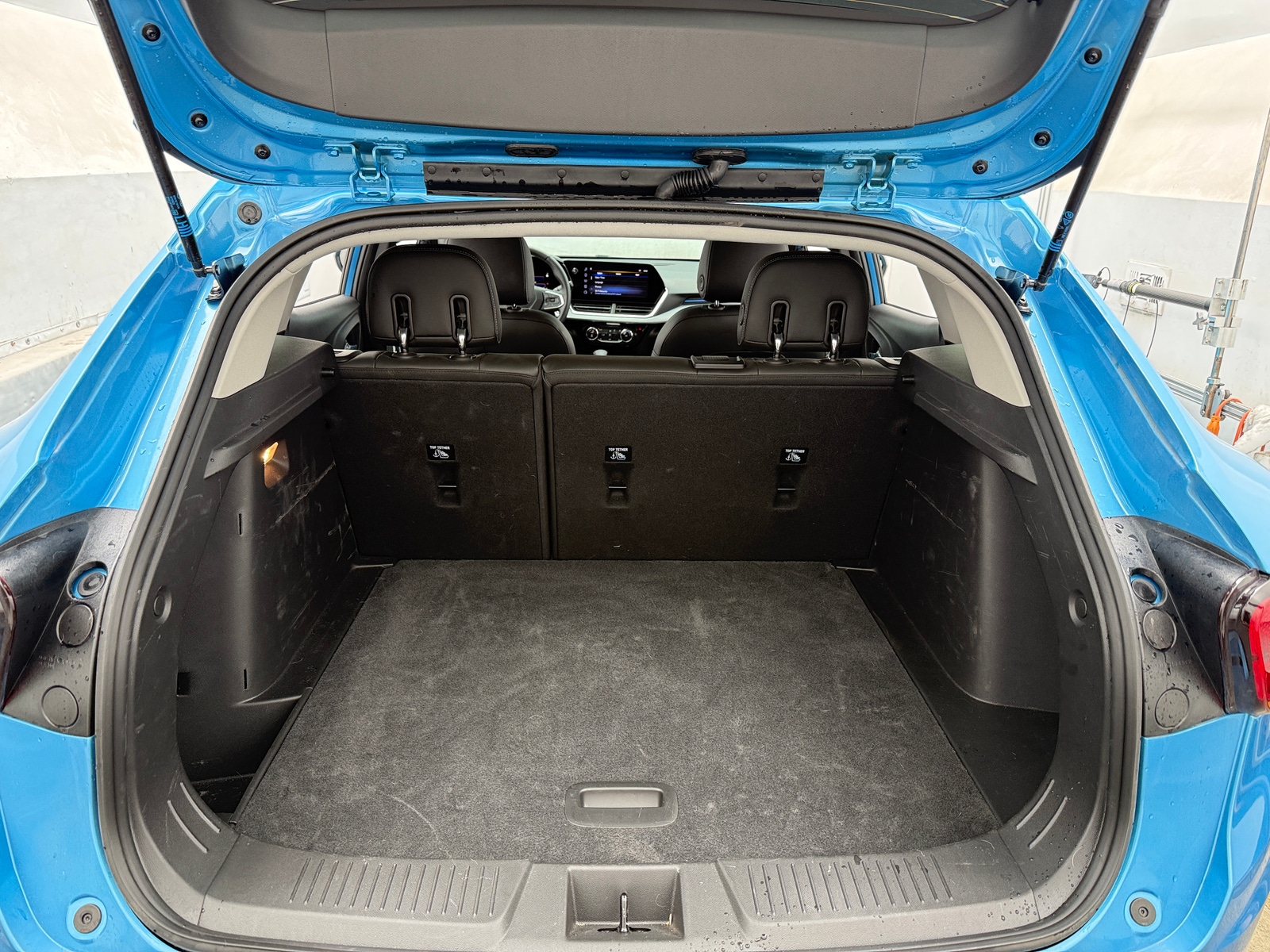 Thumbnail: 2025 Chevrolet Trax - 6
