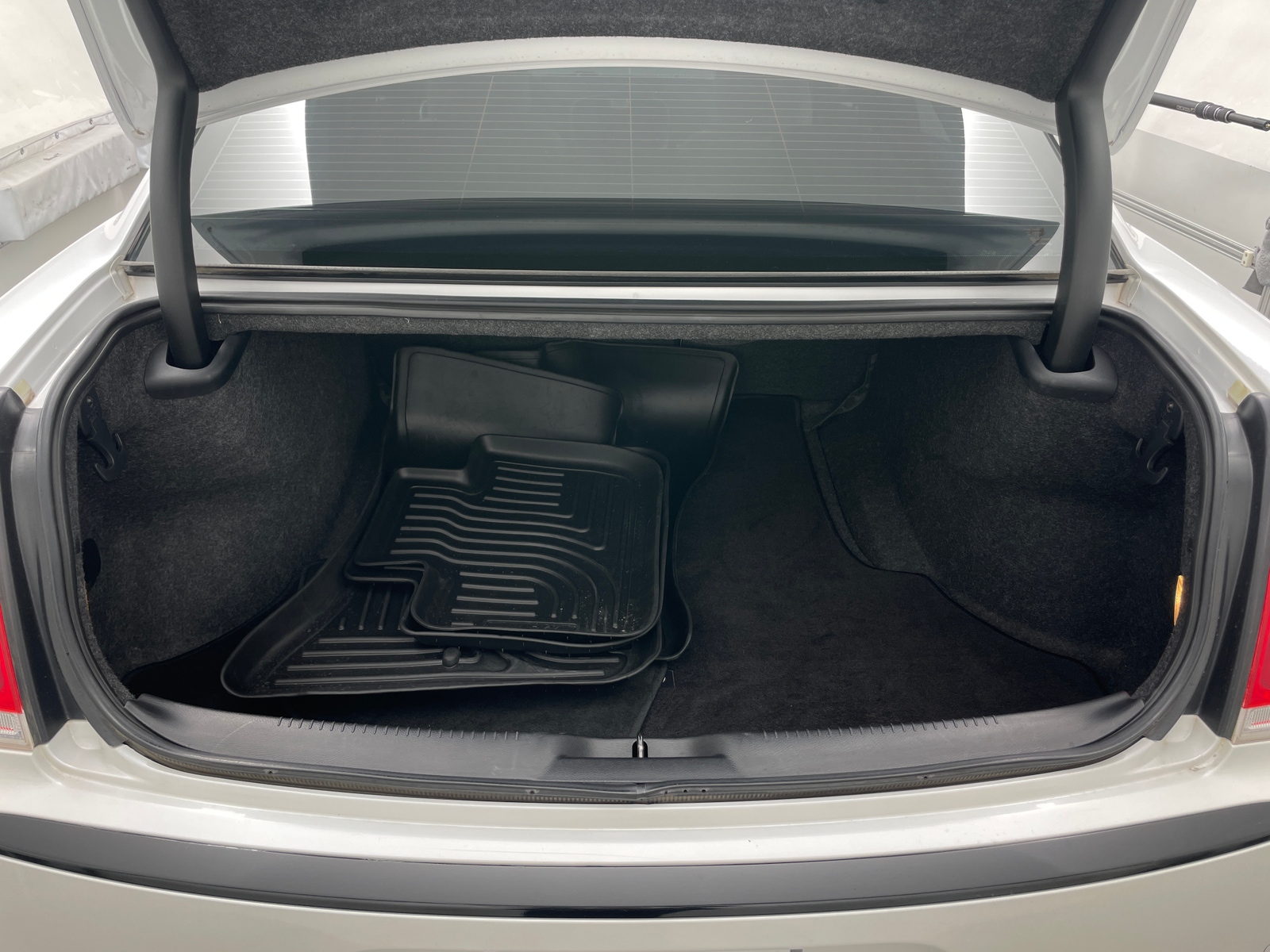 Thumbnail: 2016 Chrysler 300 - 6