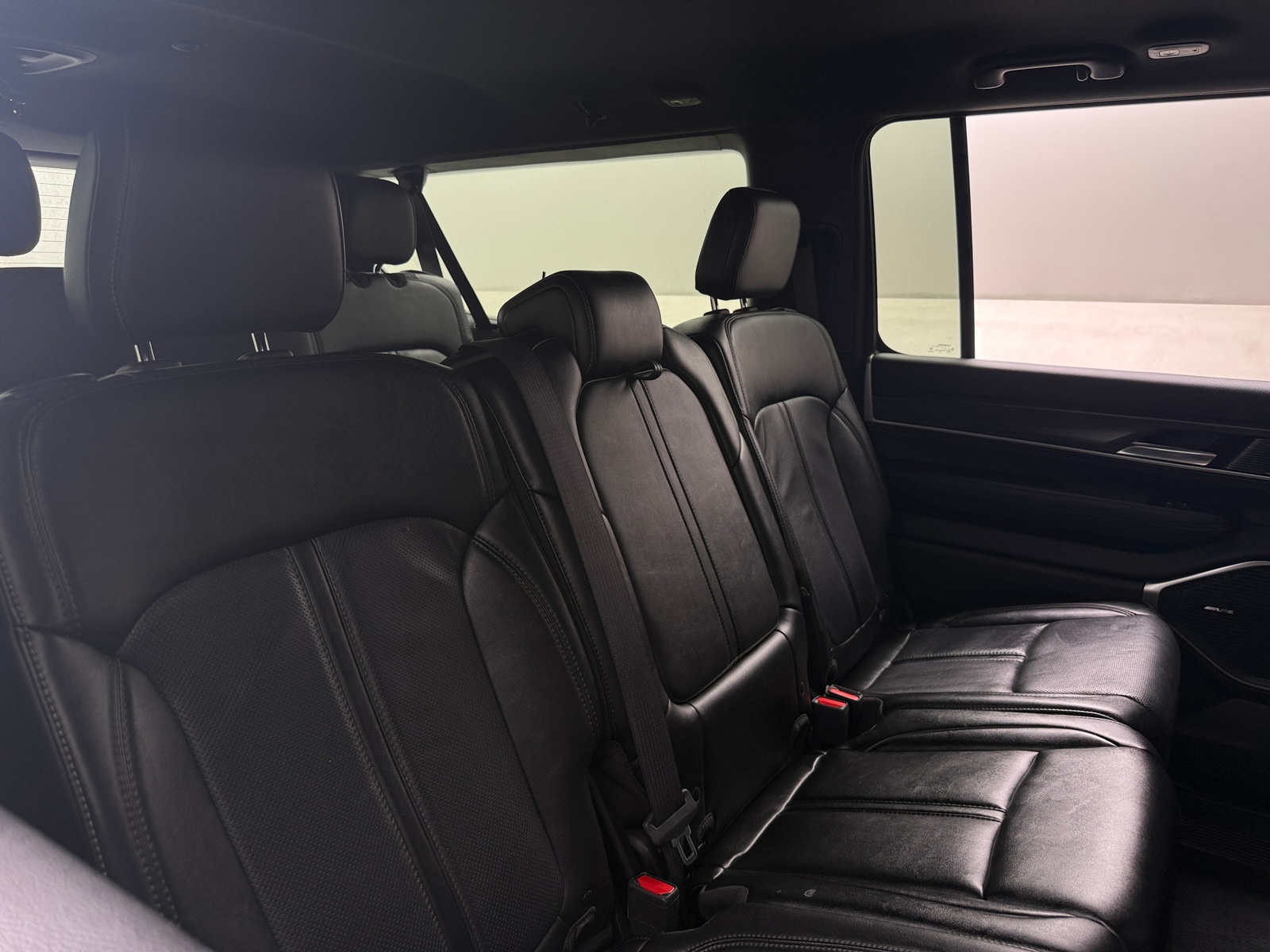 Thumbnail: 2024 Jeep Wagoneer - 5