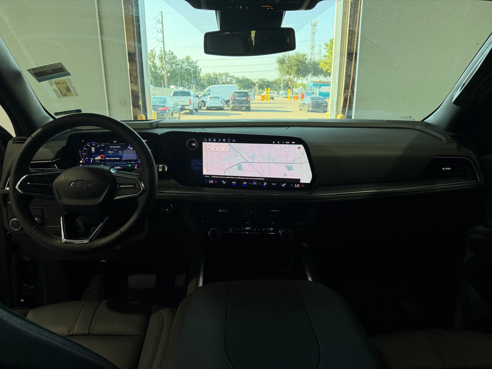 Thumbnail: 2025 Chevrolet Tahoe - 2