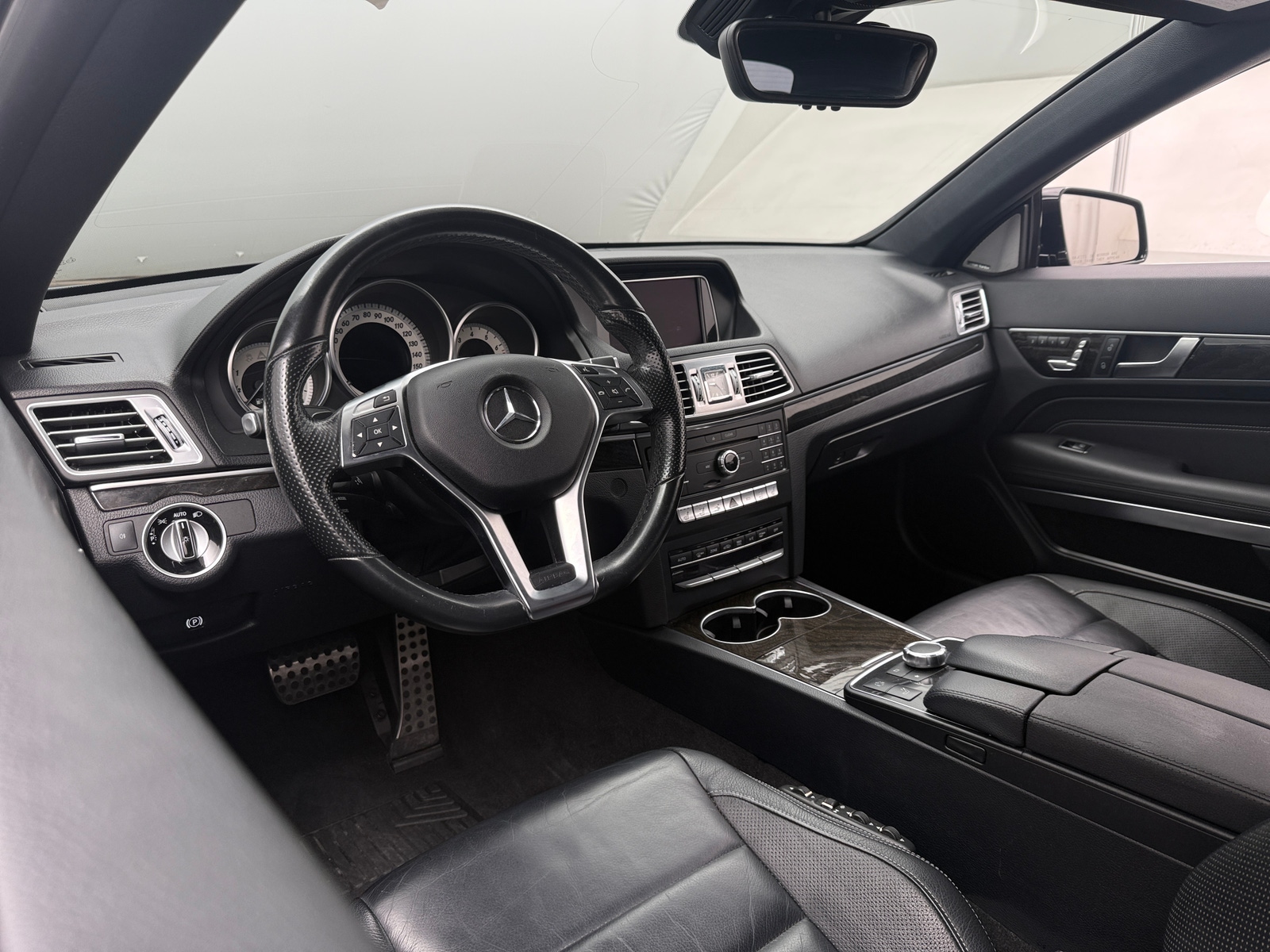 Thumbnail: 2016 Mercedes-Benz E-Class - 2