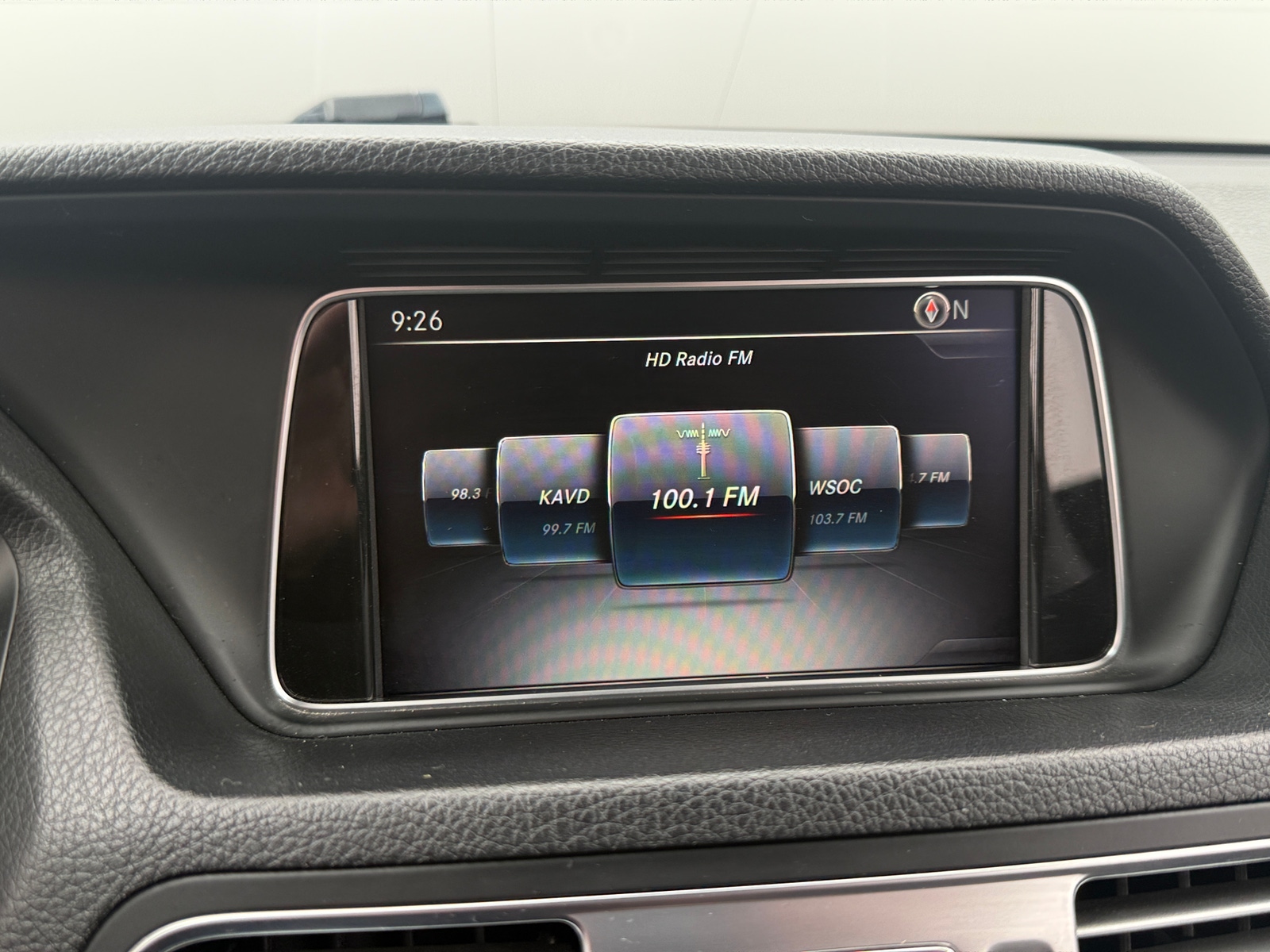 Thumbnail: 2016 Mercedes-Benz E-Class - 3