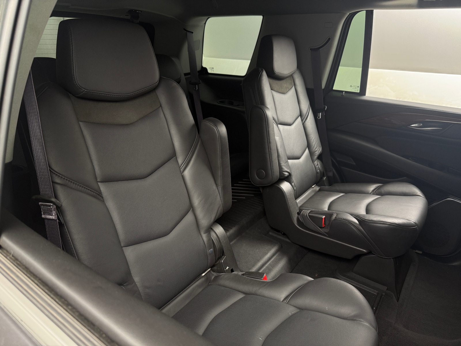 Thumbnail: 2017 Cadillac Escalade - 5
