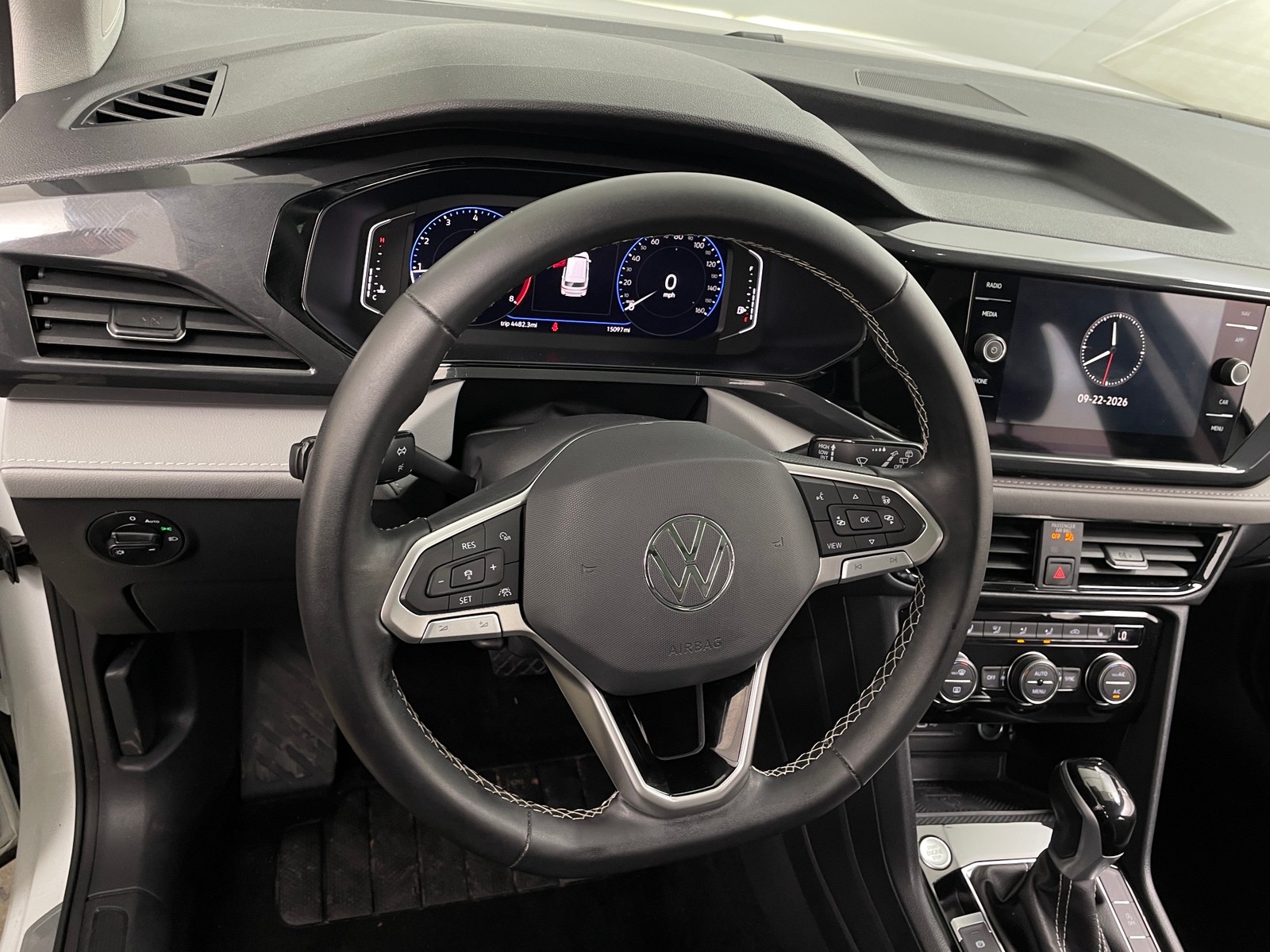 Thumbnail: 2023 Volkswagen Taos - 5